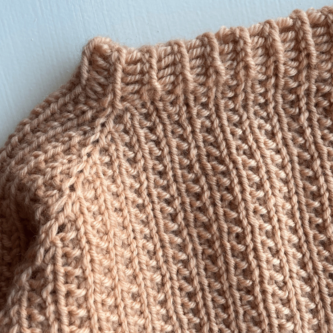 hobbii-anleitungen-easy-evening-sweater-strickanleitung-baby image 3