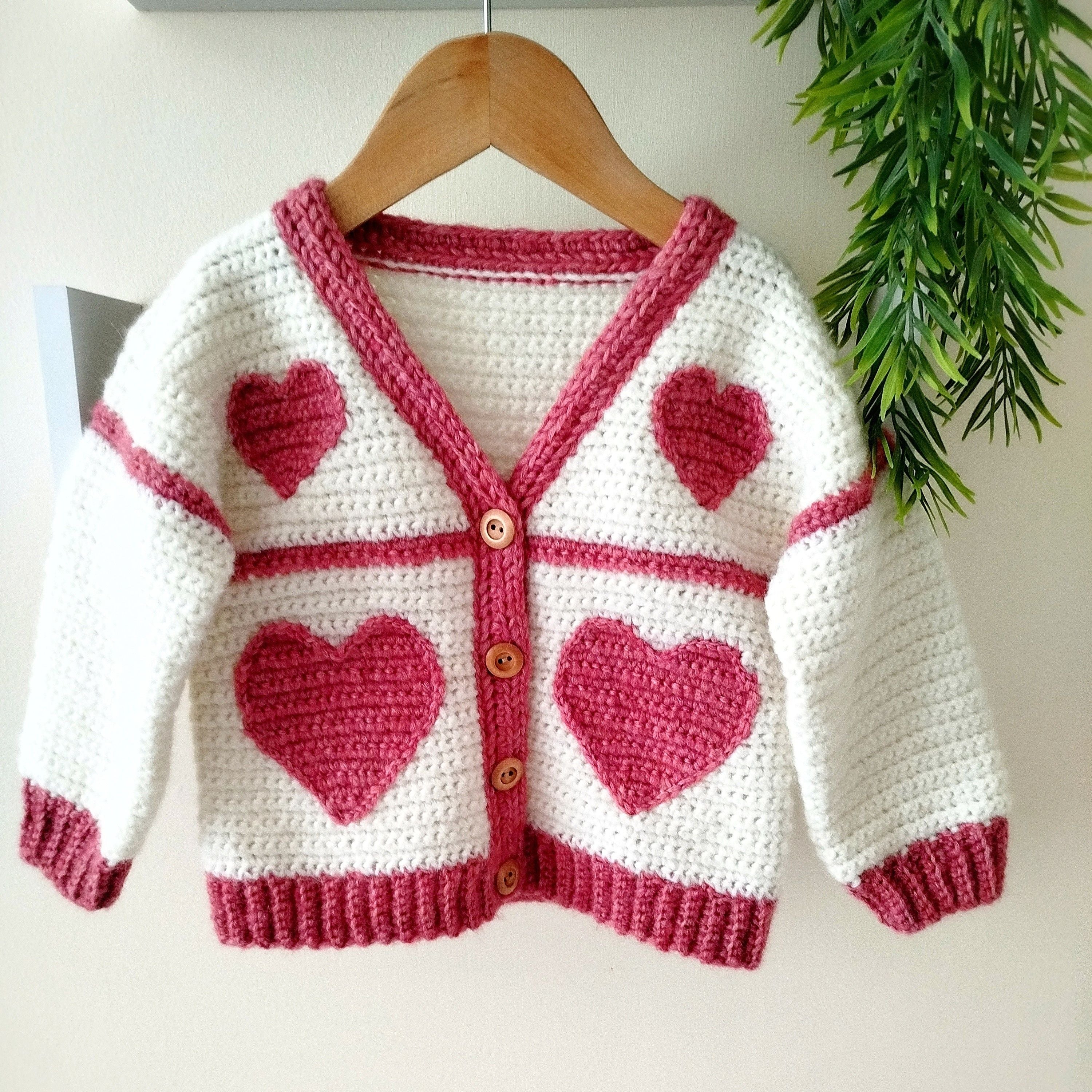 hobbii-anleitungen-sweet-heart-strickanleitung-kinder-cardigan image 2