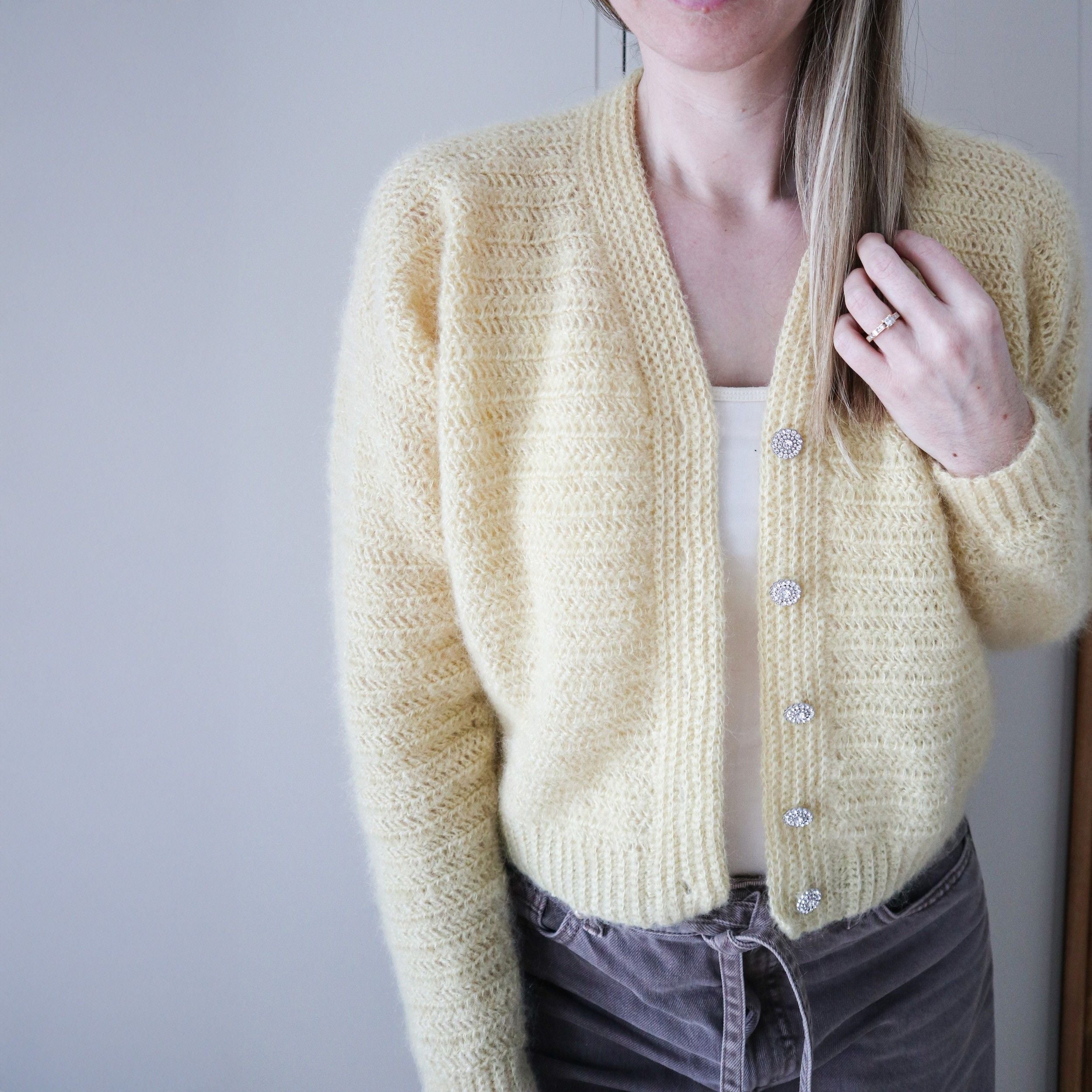 hobbii-anleitungen-sofie-strickjacke-h-kelanleitung-xs-5xl image 1