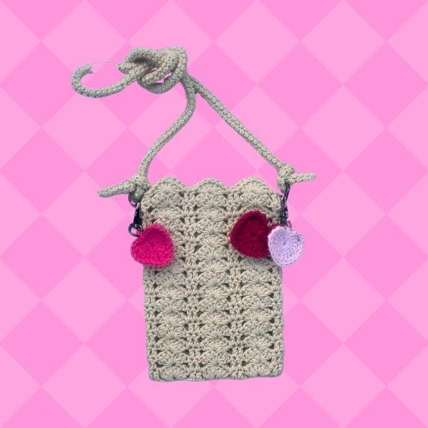 hobbii-fall-in-love-taschen-h-kelanleitung-s-und-m-herzen image 3