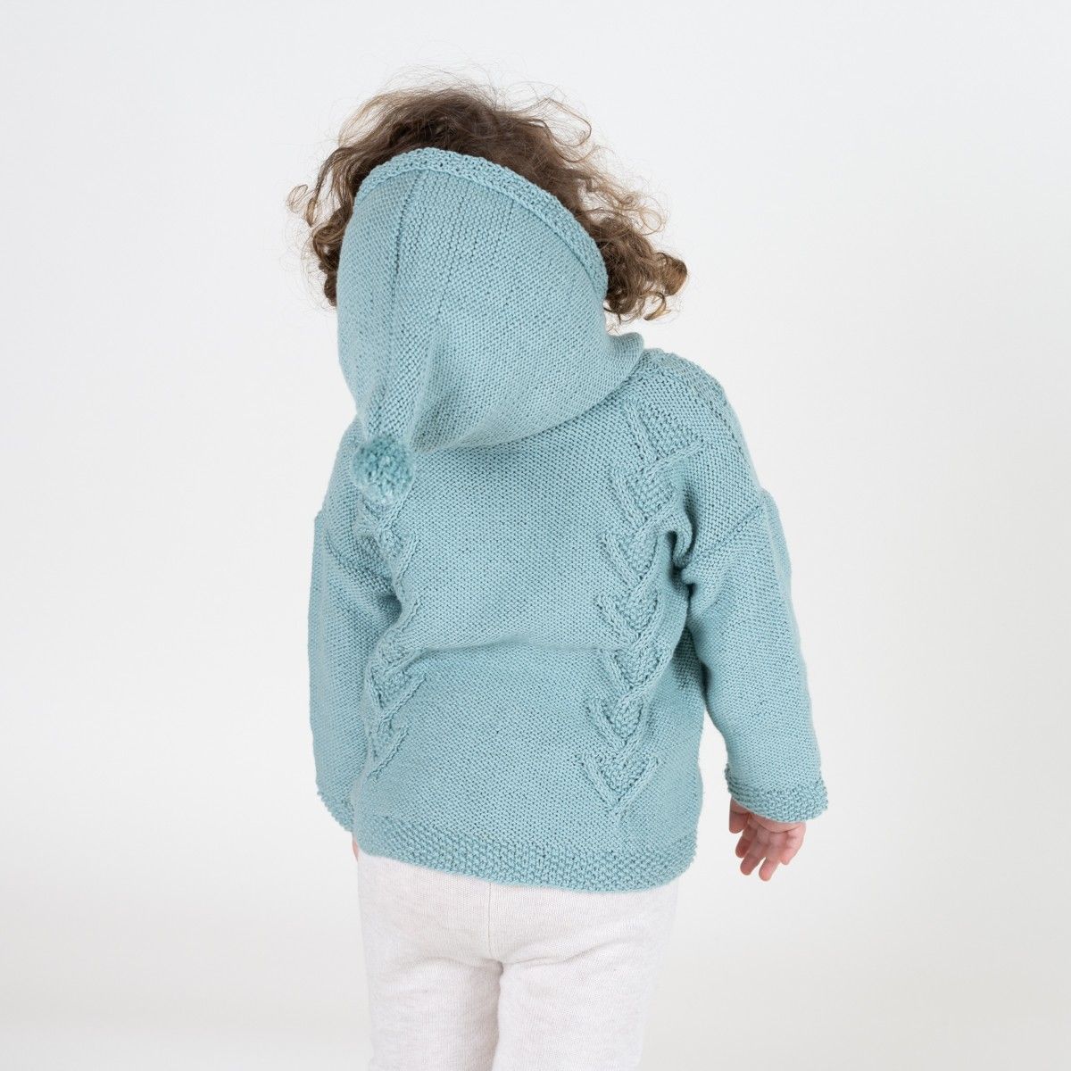 hobbii-anleitungen-sam-suss-kindercardigan-strickanleitung-zopf-12-m image 7