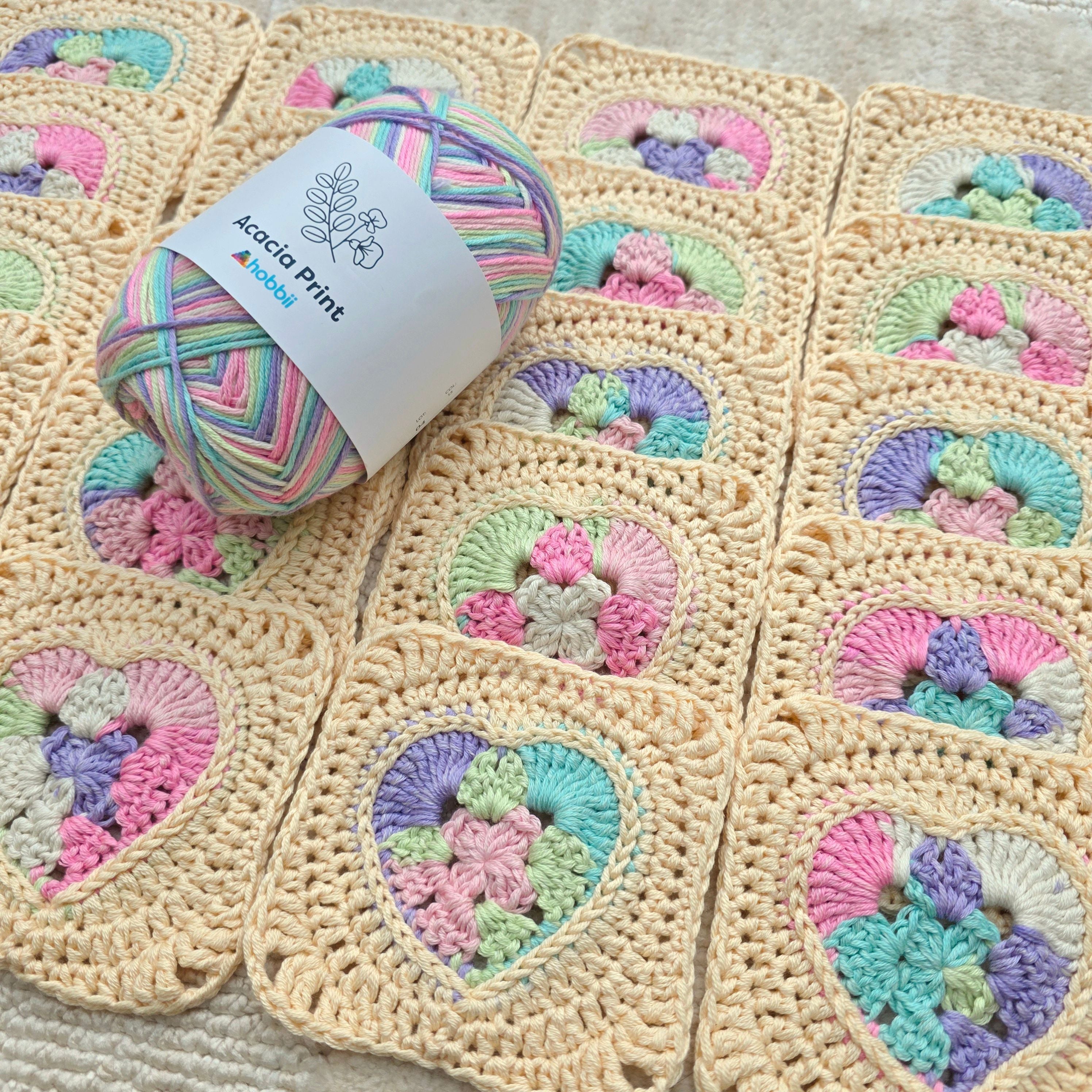 hobbii-blossom-hearts-babydecke-h-kelanleitung-70x70-herz image 4