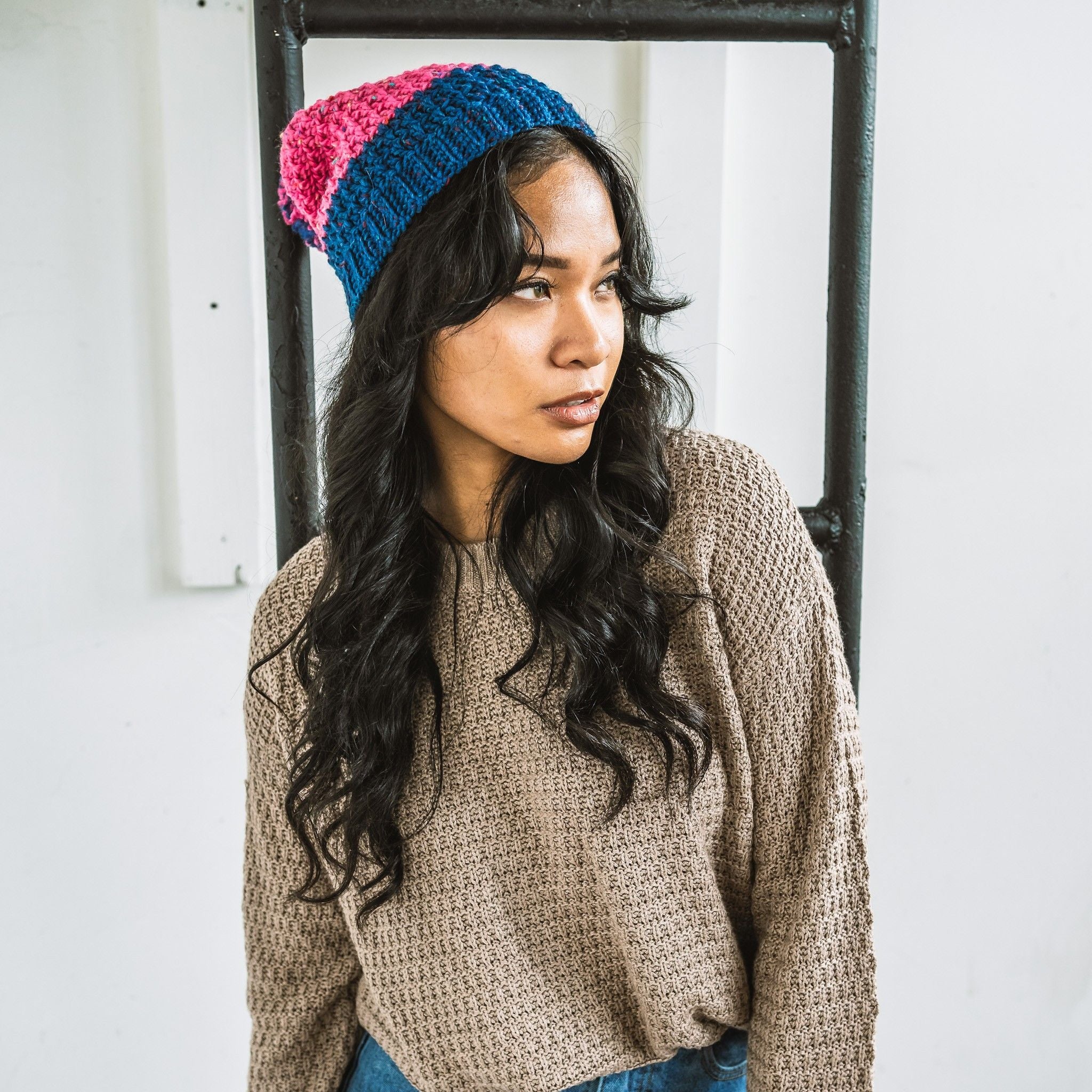 hobbii-anleitungen-mega-pom-beanie-h-kelanleitung-one-size-tweed image 2