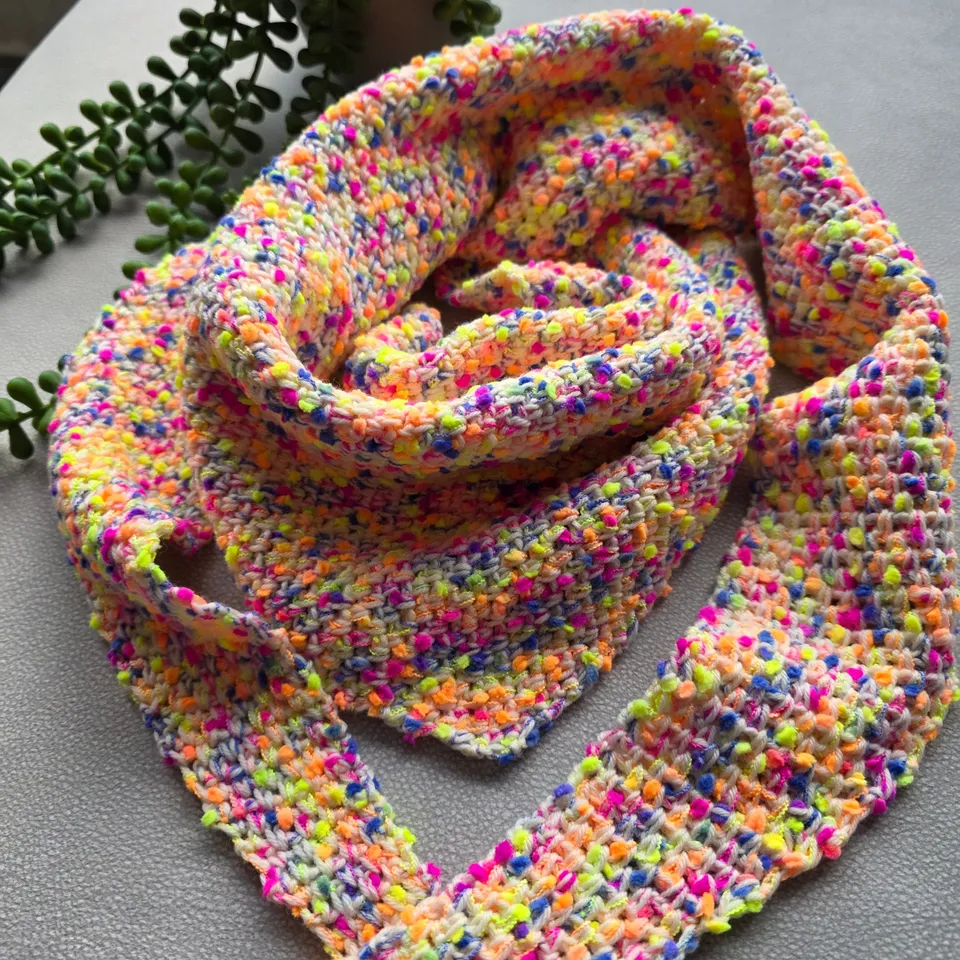 hobbii-candy-moss-stitch-schal-strickanleitung-one-size-moosmuster image 1