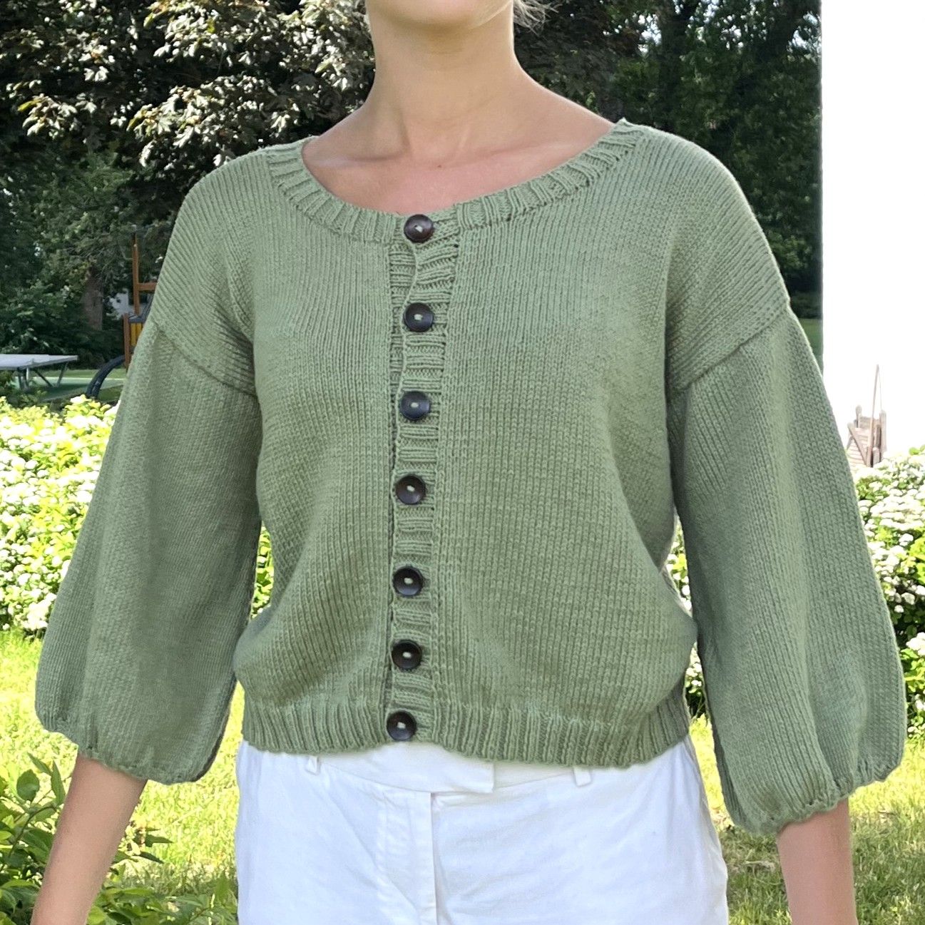 hobbii-sammy-cardigan-strickanleitung-sommer-xs-xxl-ballon-rmel image 3
