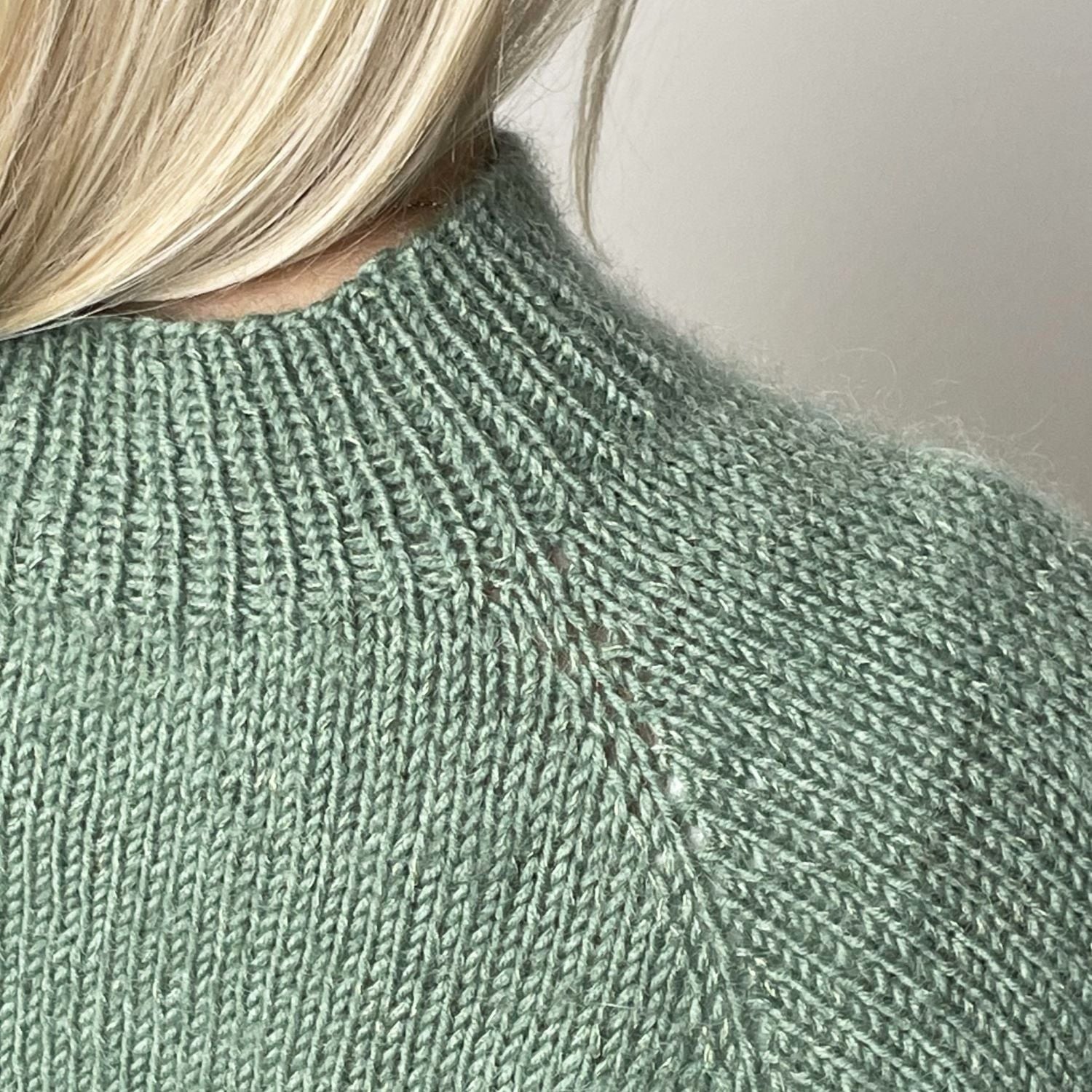 hobbii-anleitungen-sandy-pullover-strickanleitung-gr-e-s-taillenkurz image 5