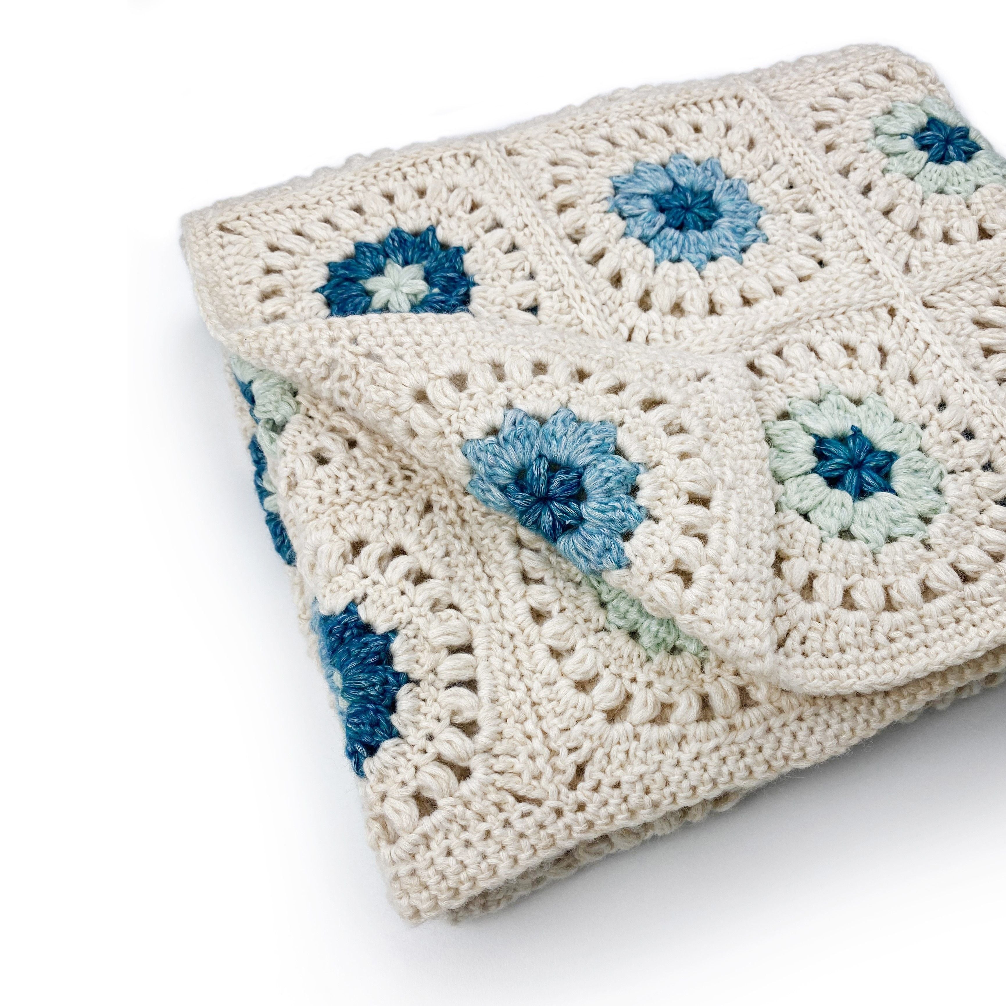 hobbii-anleitungen-blossom-throw-h-keldecke-baby-adult-granny image 5