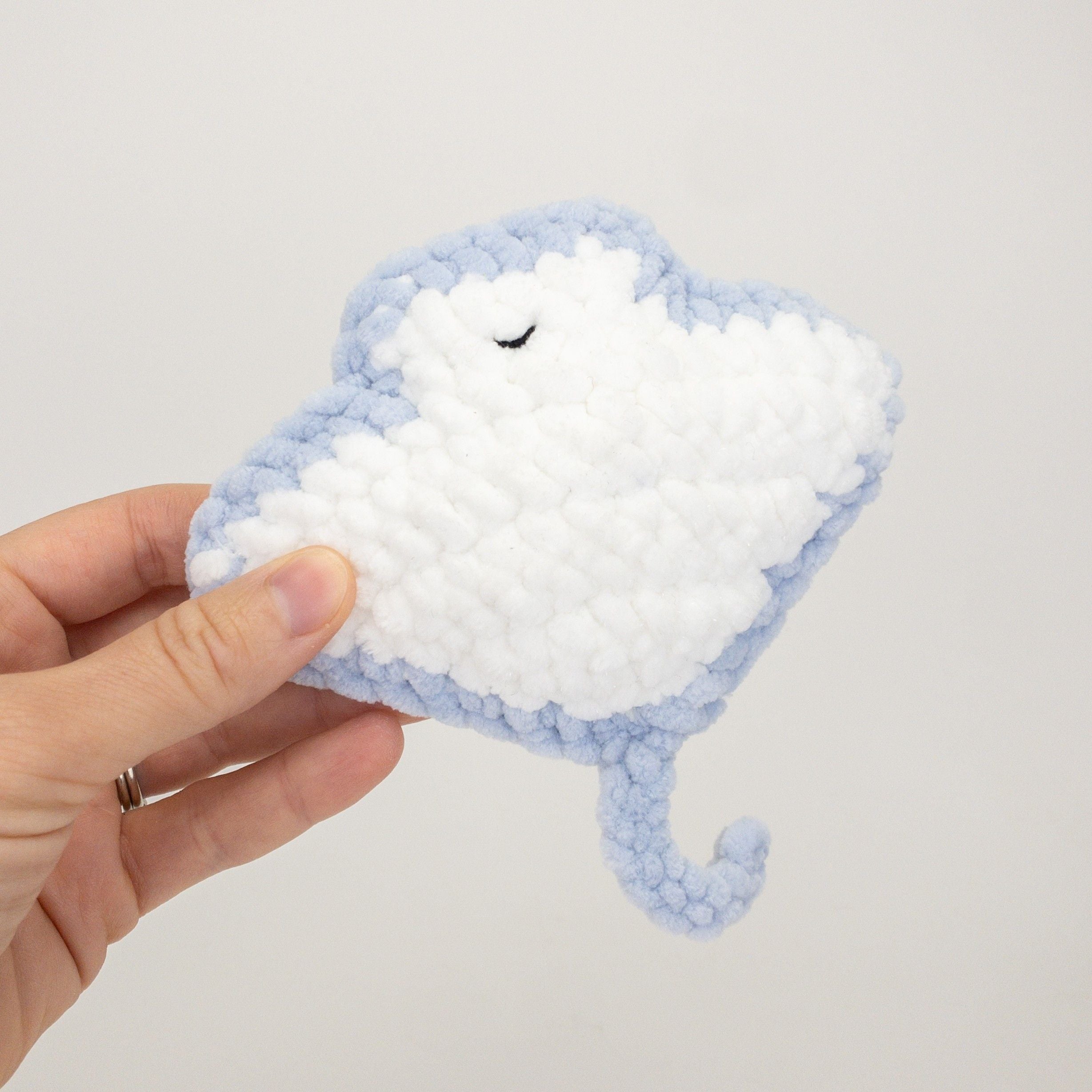 hobbii-rory-der-mini-rochen-h-kelanleitung-one-size image 4