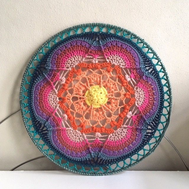 hobbii-anleitungen-bright-star-h-kelanleitung-mandala image 3