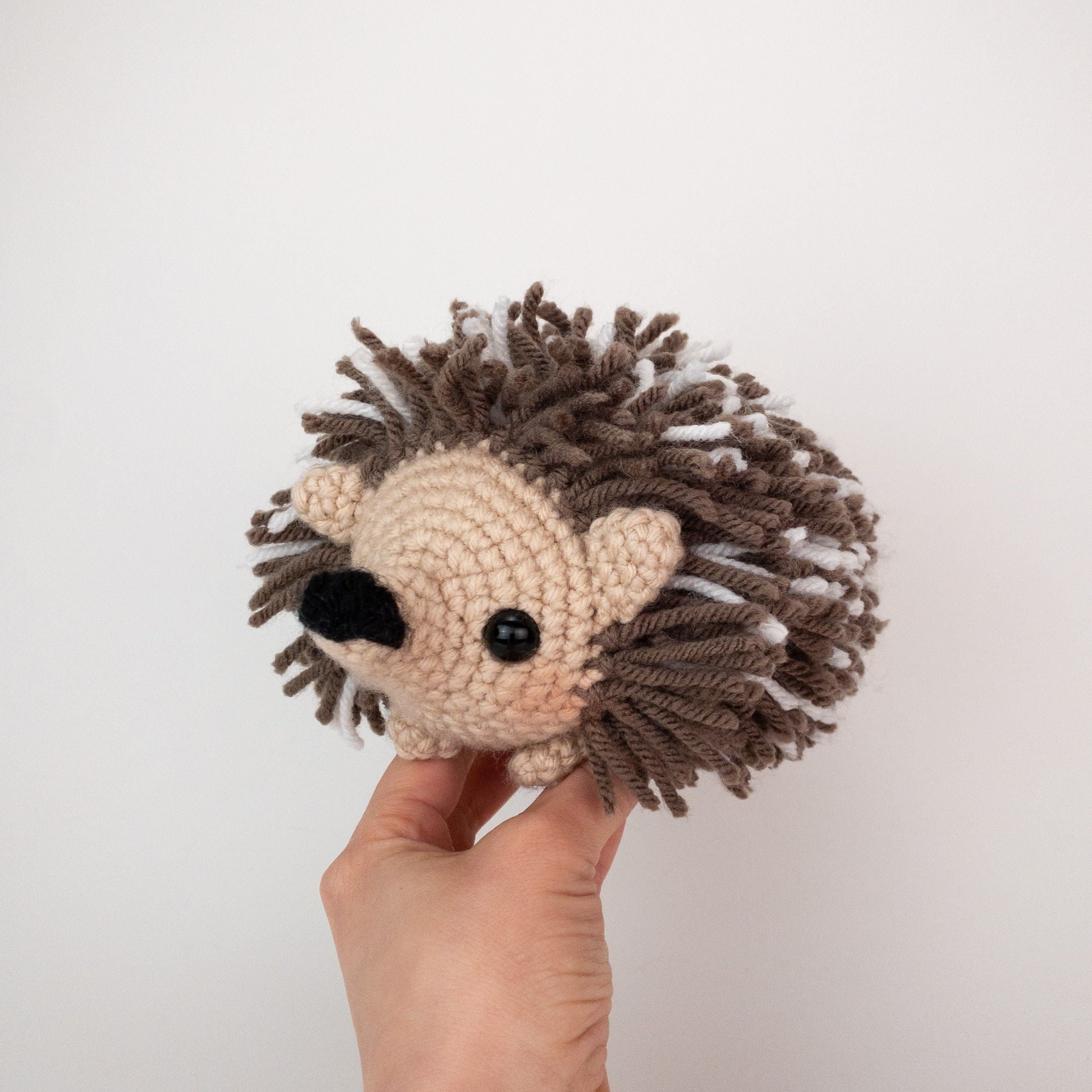 hobbii-anleitungen-heath-der-igel-h-kelanleitung-19-cm-amigurumi image 2