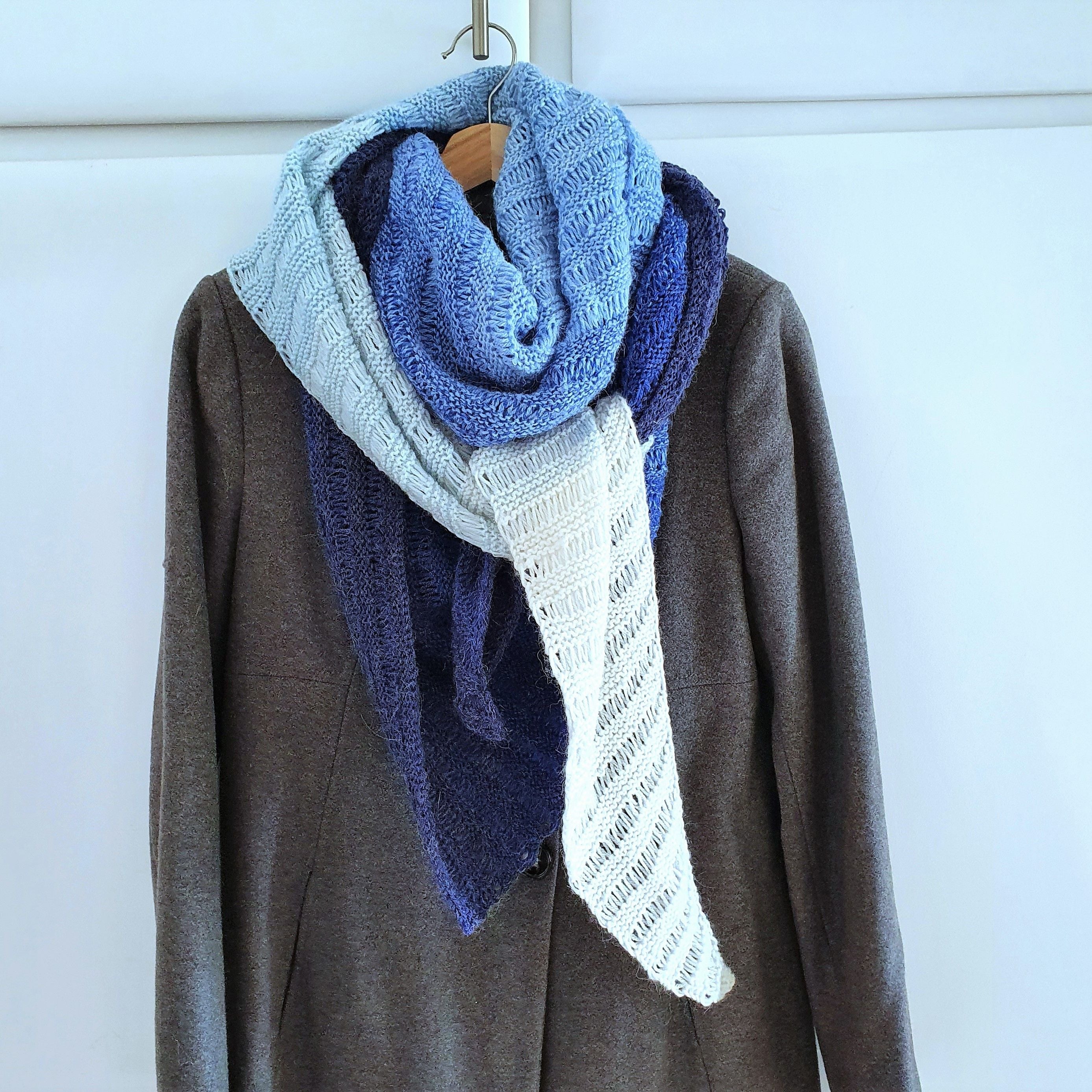 hobbii-anleitungen-frisk-brise-strickanleitung-schal-one-size image 2