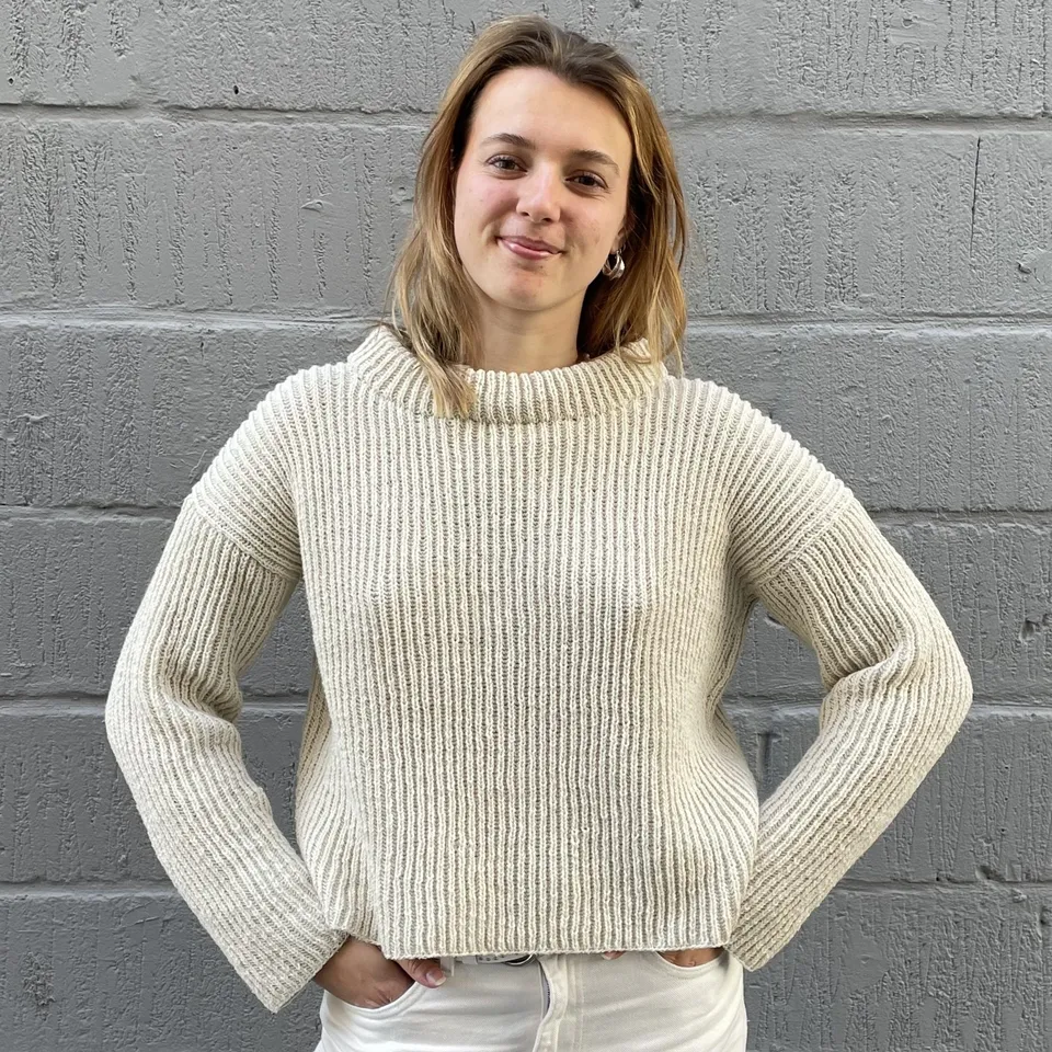 hobbii-anleitungen-runa-strickanleitung-pullover-xs-patentmuster image 1