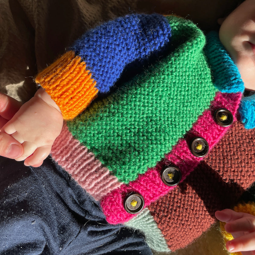 hobbii-ultra-easy-polo-cardigan-baby-strickanleitung-0-3-monate-anf-nger image 3