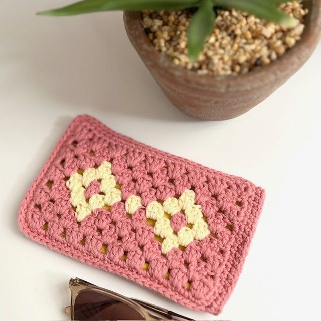 hobbii-anleitungen-cover-my-glasses-etui-pdf image 2