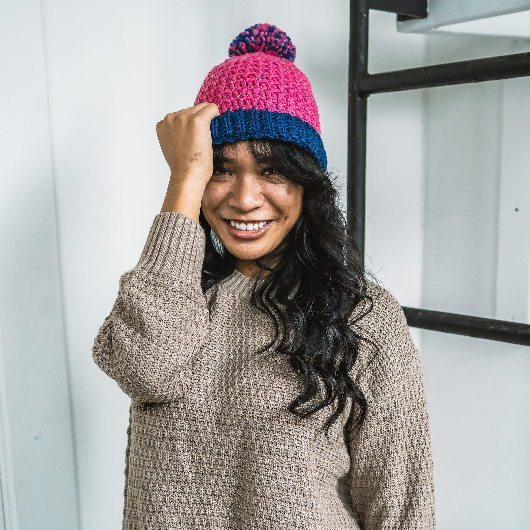 hobbii-anleitungen-mega-pom-beanie-h-kelanleitung-one-size-tweed image 3