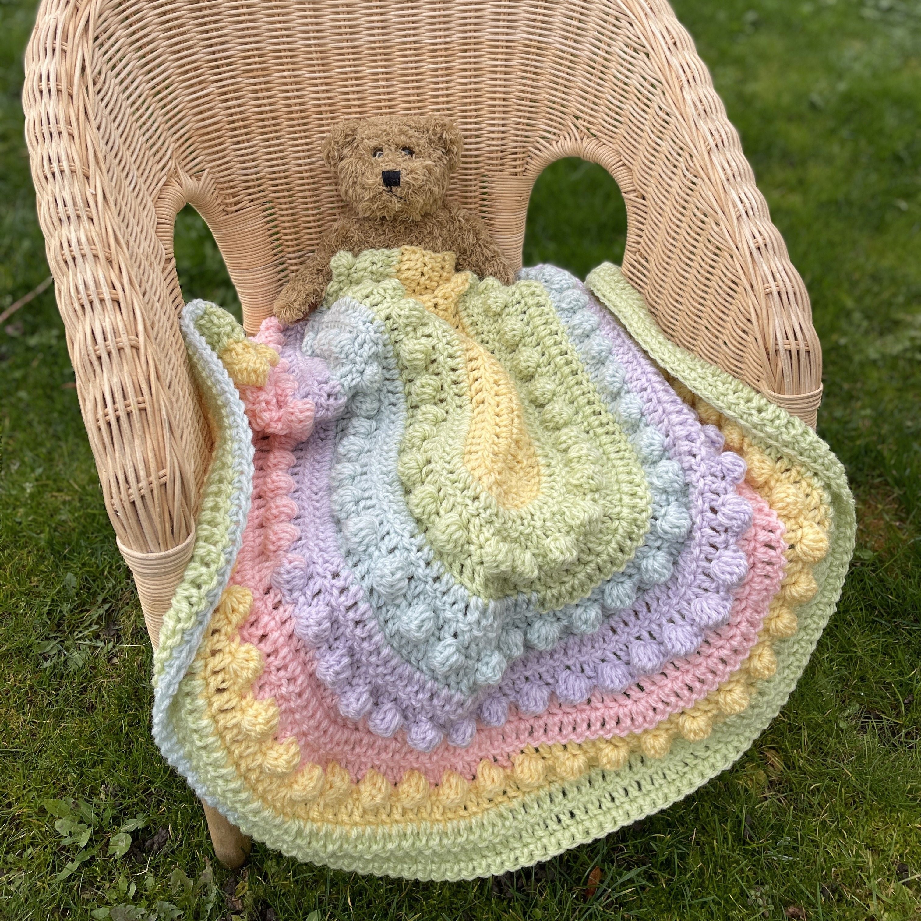 hobbii-anleitungen-lollipop-rainbow-decke-h-kelanleitung-babydecke image 2