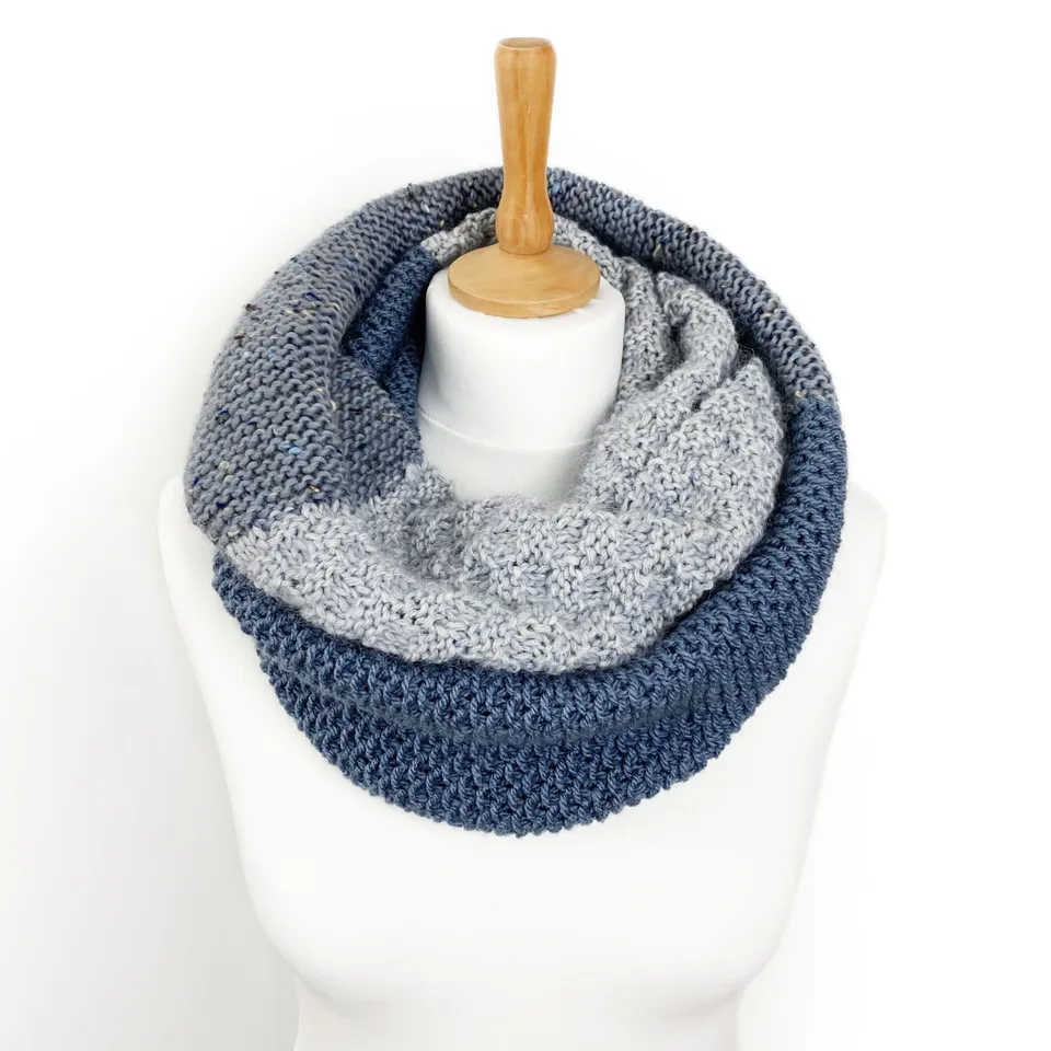 hobbii-anleitungen-allison-rundschal-strickanleitung-one-size image 1