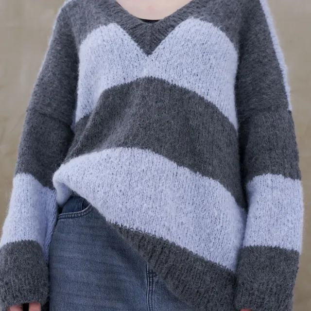 hobbii-cloudy-pullover-strickanleitung-oversize-streifen-gr-1-8 image 1