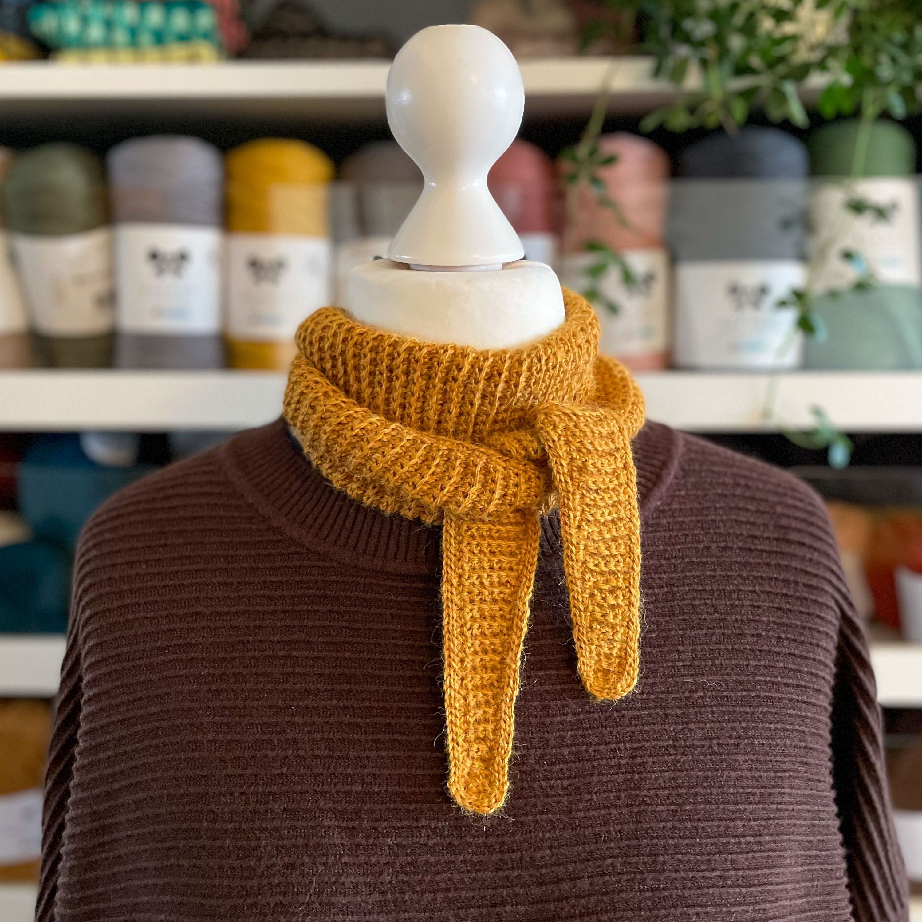 hobbii-anleitungen-simple-scarf-schal-h-kelanleitung-one-size image 1
