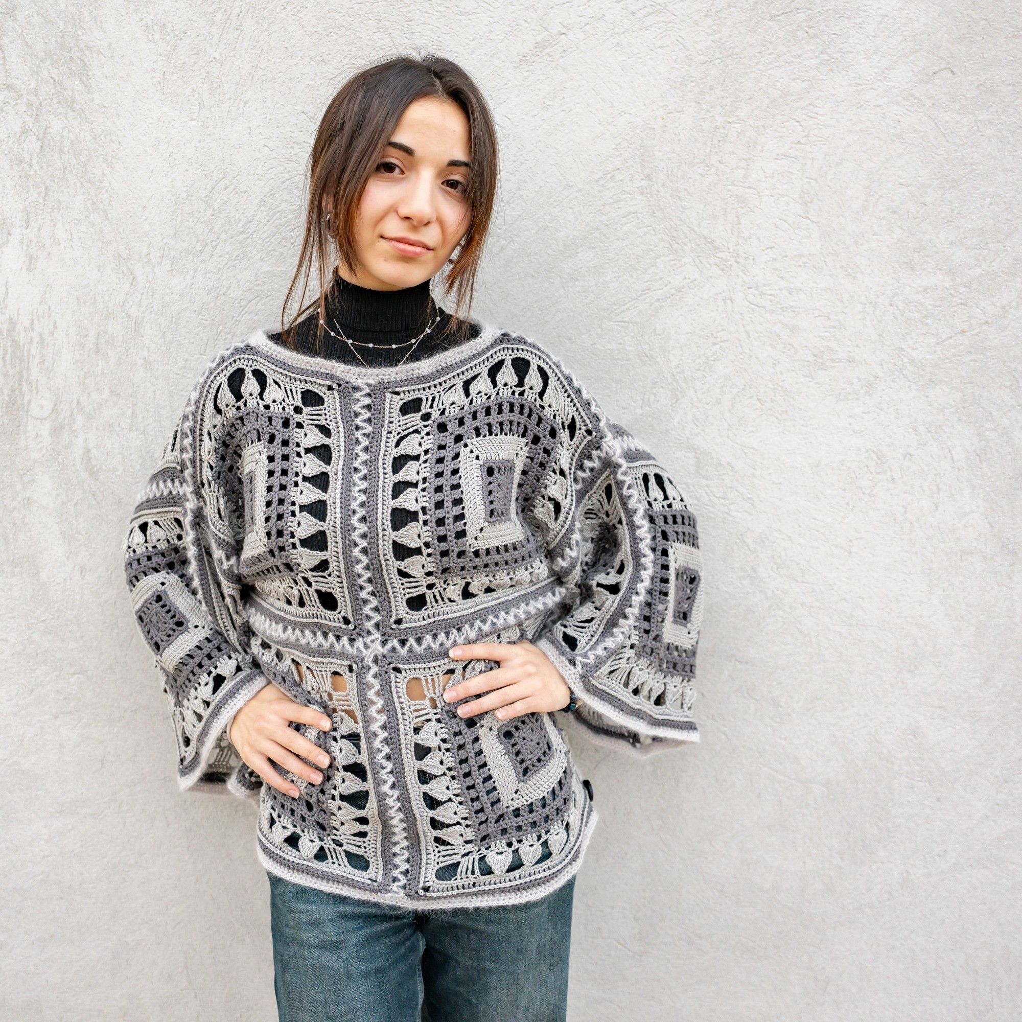 hobbii-anleitungen-lace-embrace-pullover-h-kelanleitung-oversize image 2