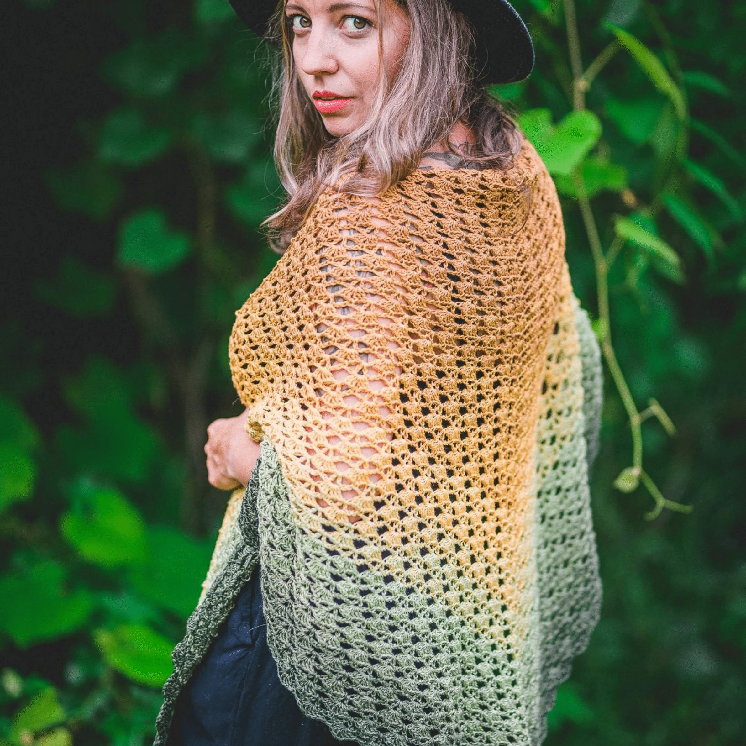 hobbii-anleitungen-brynn-tuch-strickanleitung-standard-oversized image 3