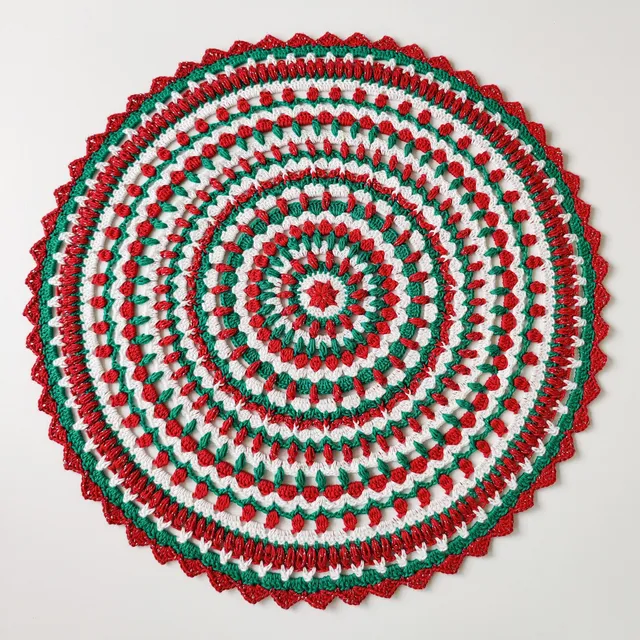 hobbii-holly-jolly-christmas-doily-h-kelanleitung-rund image 1