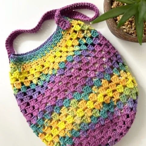 hobbii-granny-einkaufstasche-h-kelanleitung-29x28-cm-anf-nger image 1