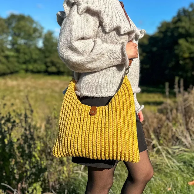 hobbii-amelia-schultertasche-anleitung-pdf-hobo image 1