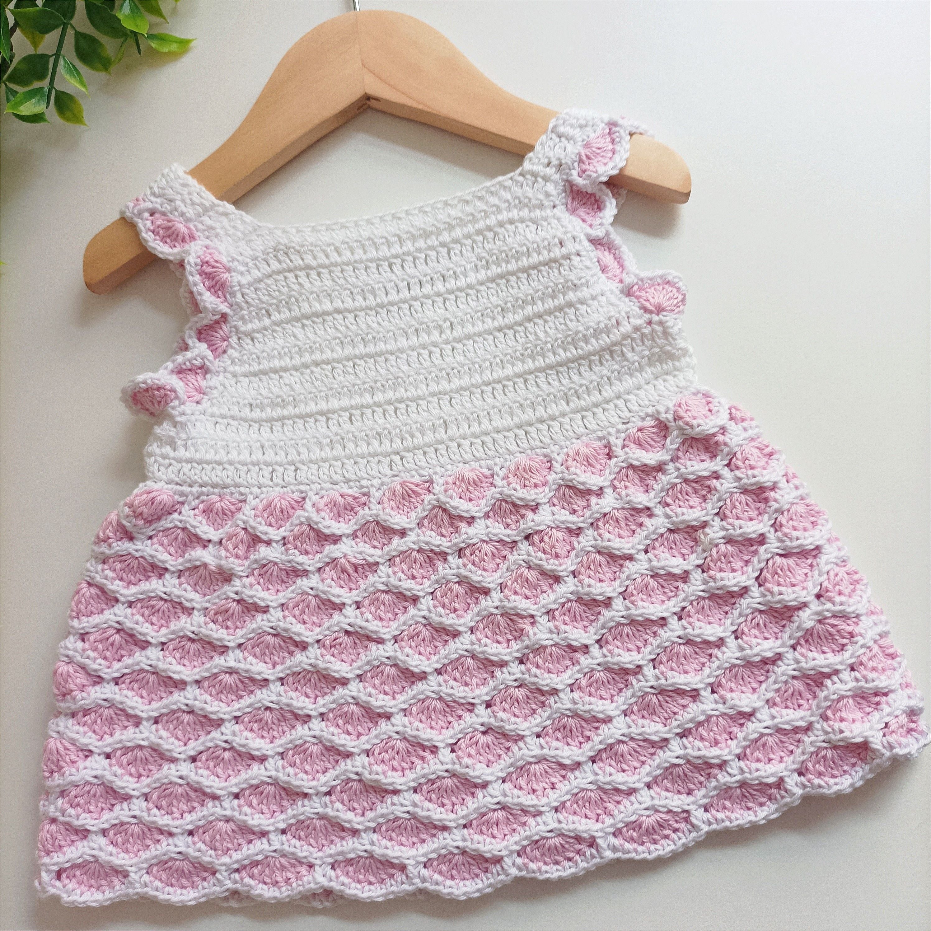 hobbii-anleitungen-pretty-petals-kinderkleid-h-kelanleitung-pdf image 3