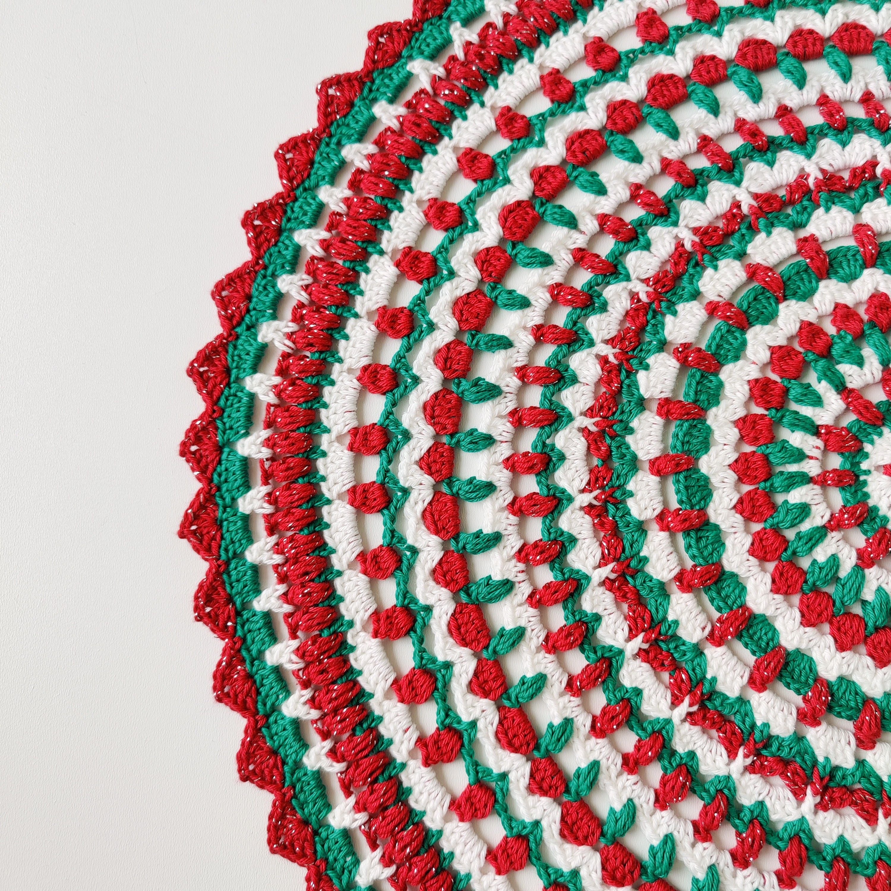 hobbii-holly-jolly-christmas-doily-h-kelanleitung-rund image 3