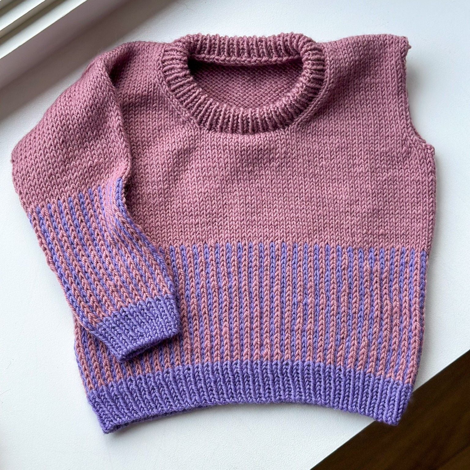 hobbii-easy-colour-mix-sweater-junior-pullover-strickanleitung-2-jahre image 5