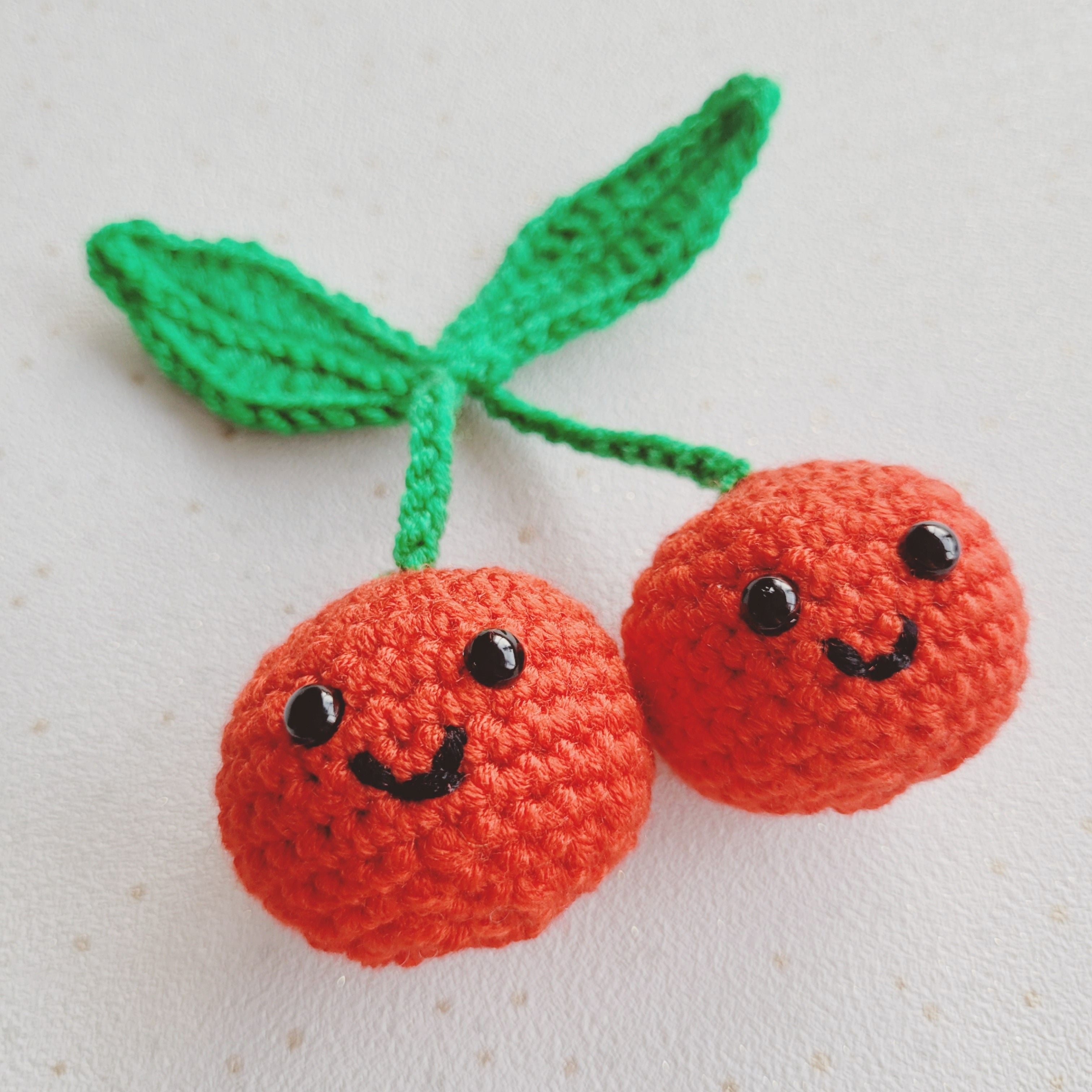 hobbii-anleitungen-cheerful-cherries-amigurumi-h-kelanleitung-11cm image 3
