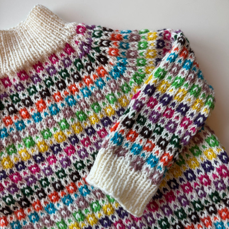 hobbii-easy-colour-sweater-junior-strickanleitung-2j image 4