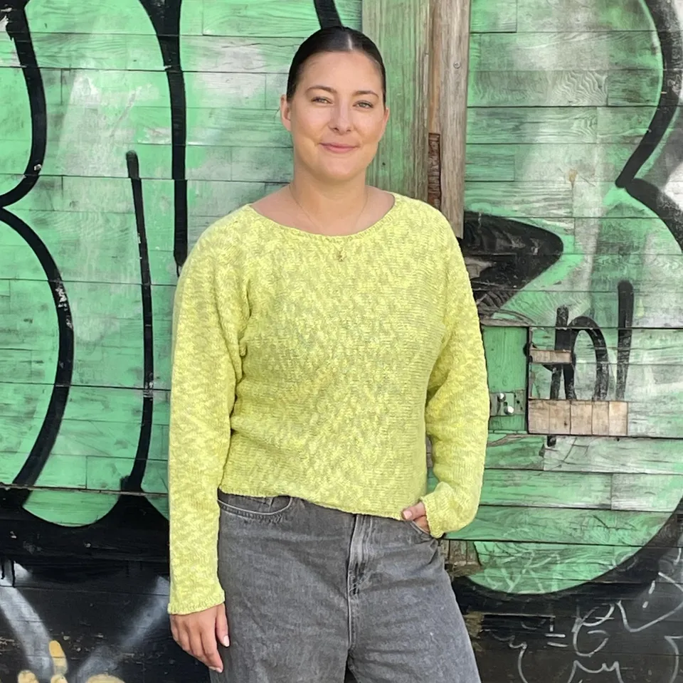 hobbii-batyah-strickanleitung-pullover-m-fledermaus-leinen image 1