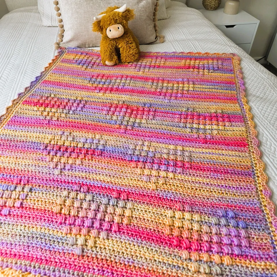 hobbii-hugs-and-hearts-babydecke-h-kelanleitung-73x93 image 1