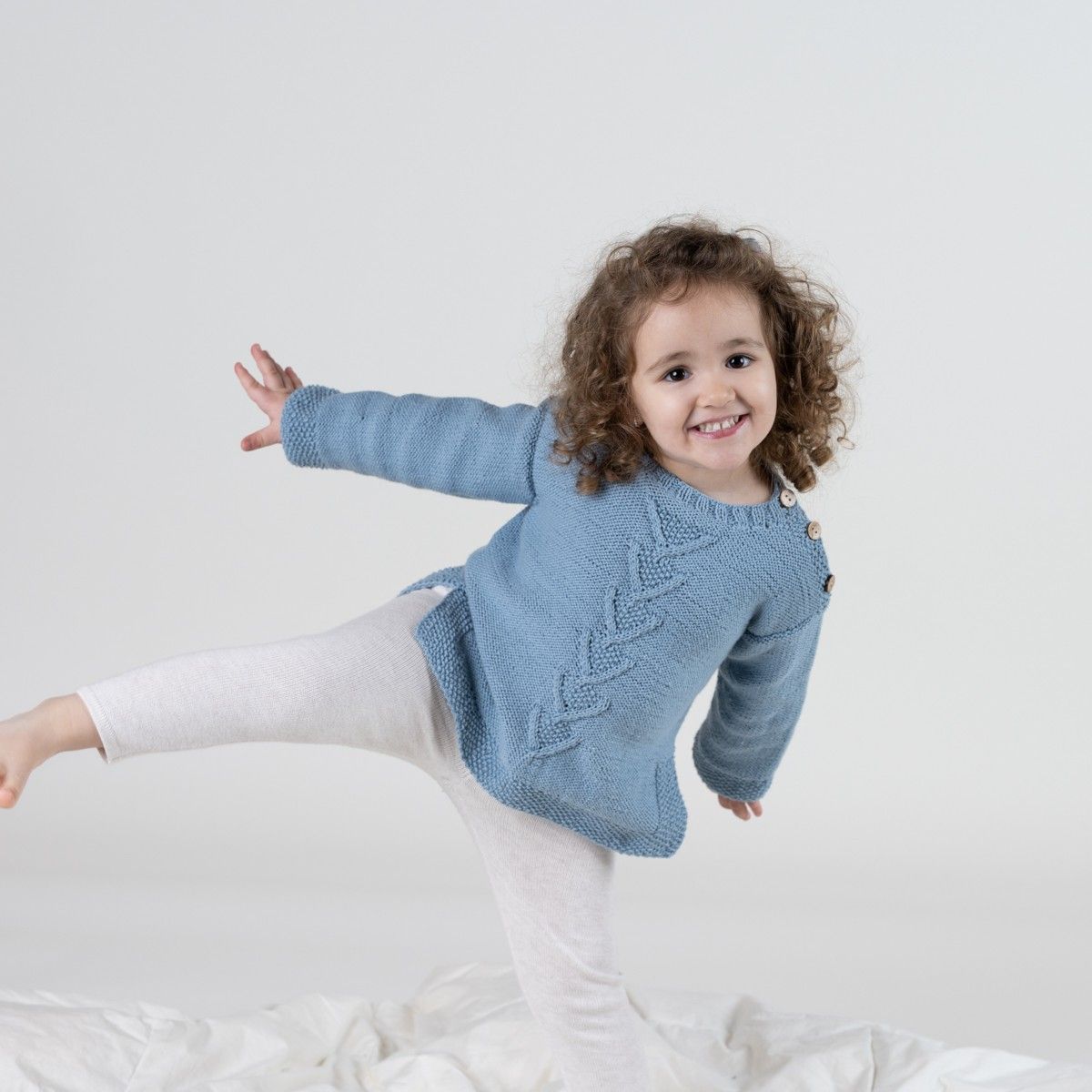 hobbii-sam-suss-kinderpullover-strickanleitung-3-mon-5-j image 2