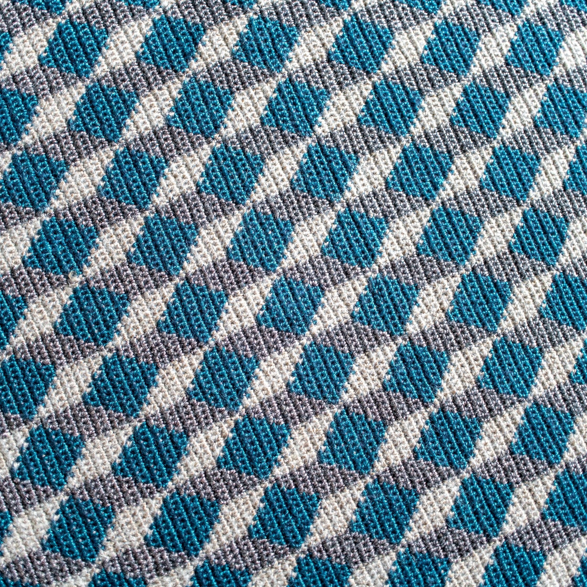 hobbii-infinity-cubes-h-kelanleitung-decke-95x144 image 6