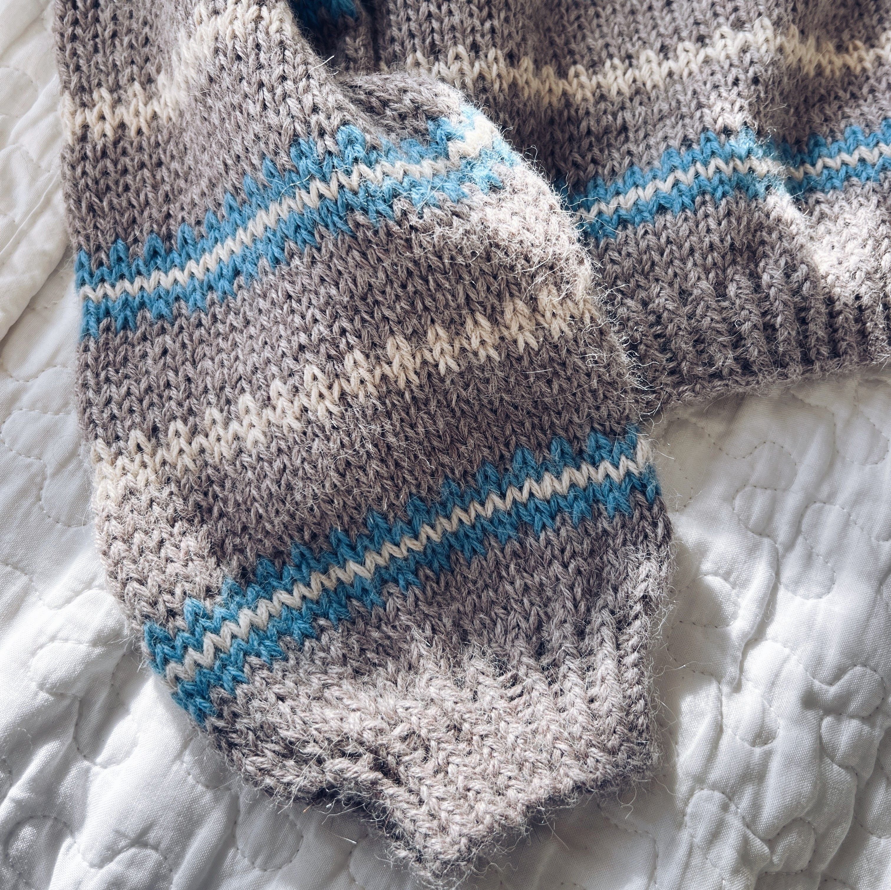 hobbii-anleitungen-drift-pullover-strickanleitung-xs-xxl image 4