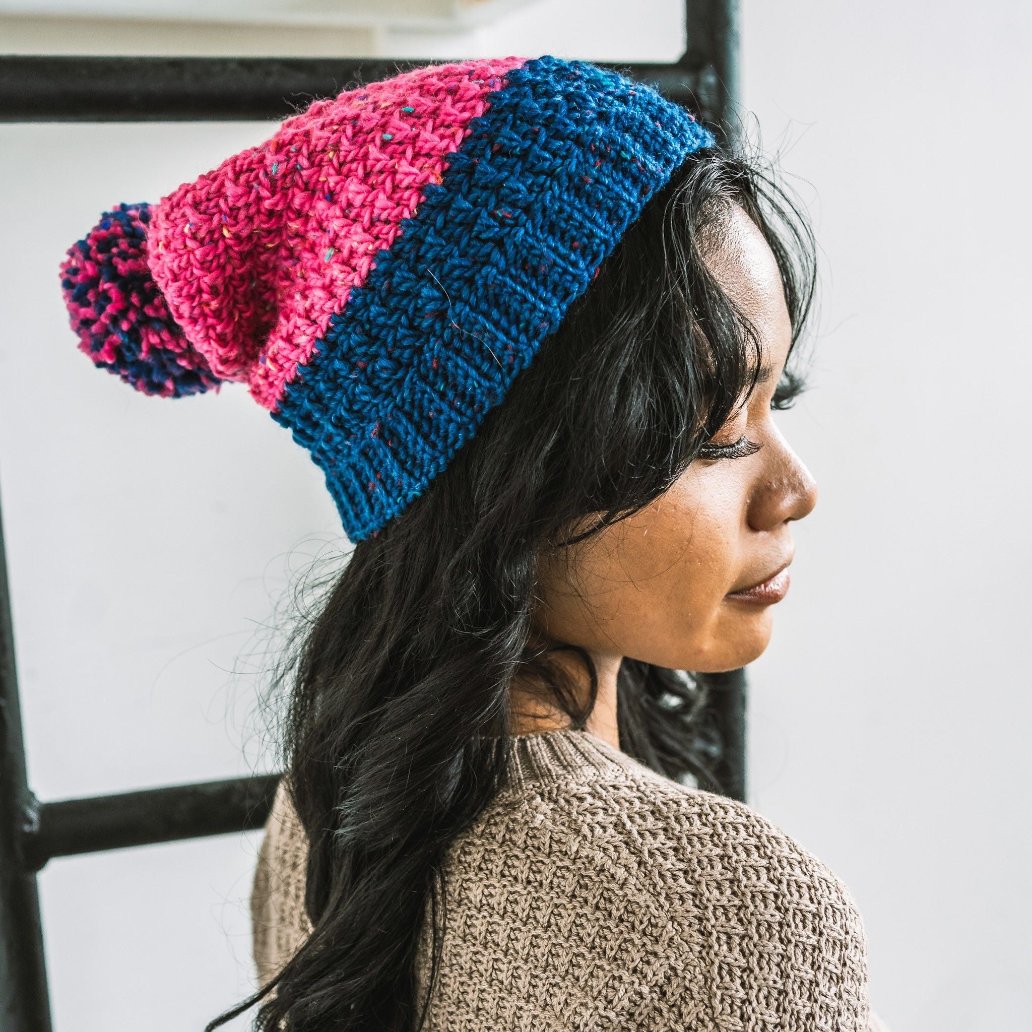 hobbii-anleitungen-mega-pom-beanie-h-kelanleitung-one-size-tweed image 1