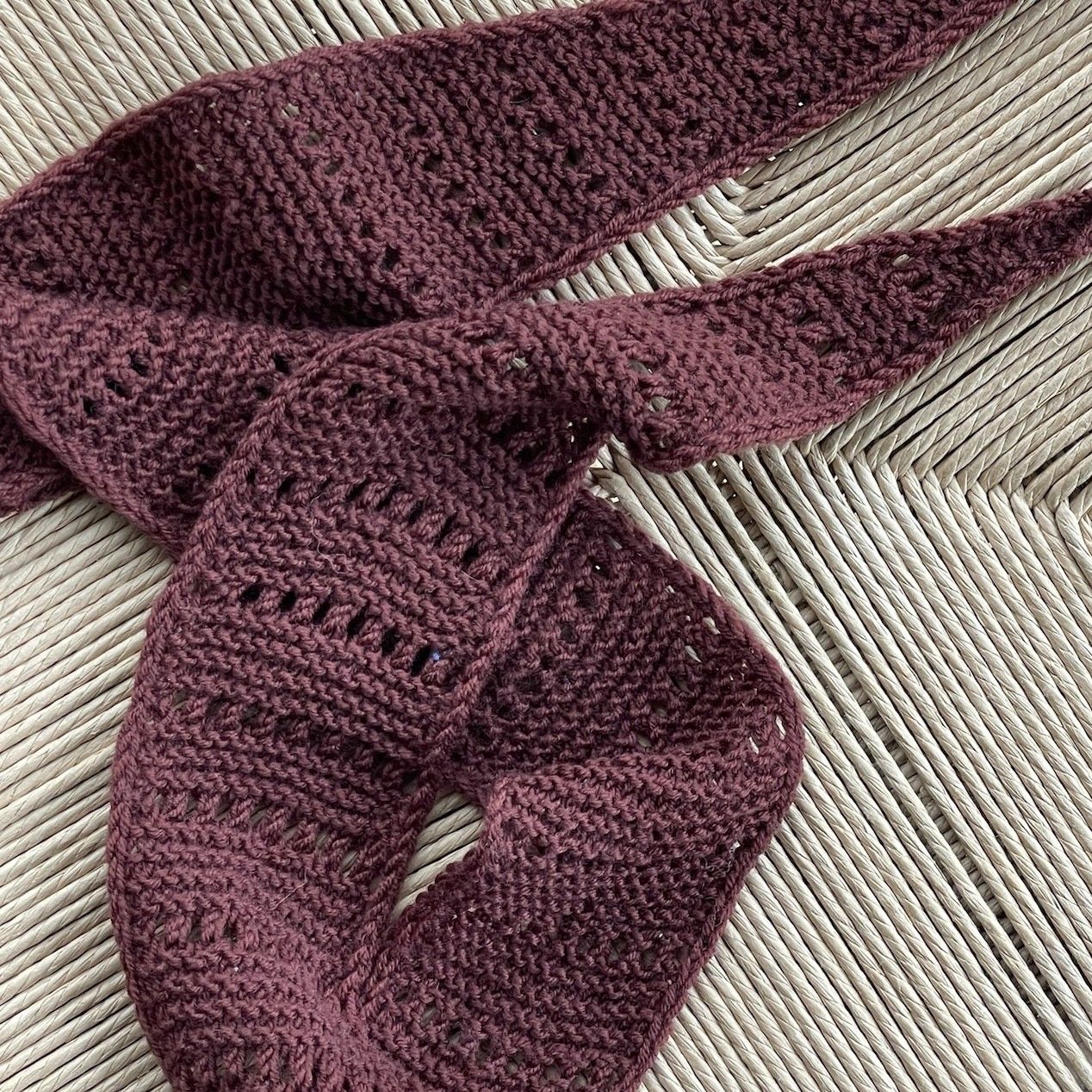 hobbii-anleitungen-easy-spring-scarf-schal-strickanleitung-120-cm image 4