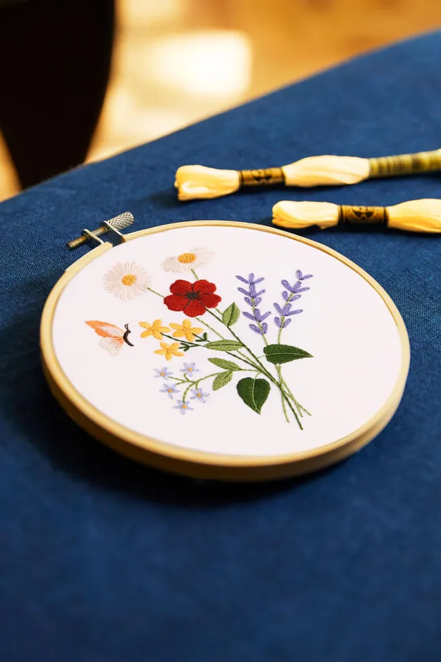 dmc-moulin-sp-cial-sommerblumen-stickset-mittel image 1