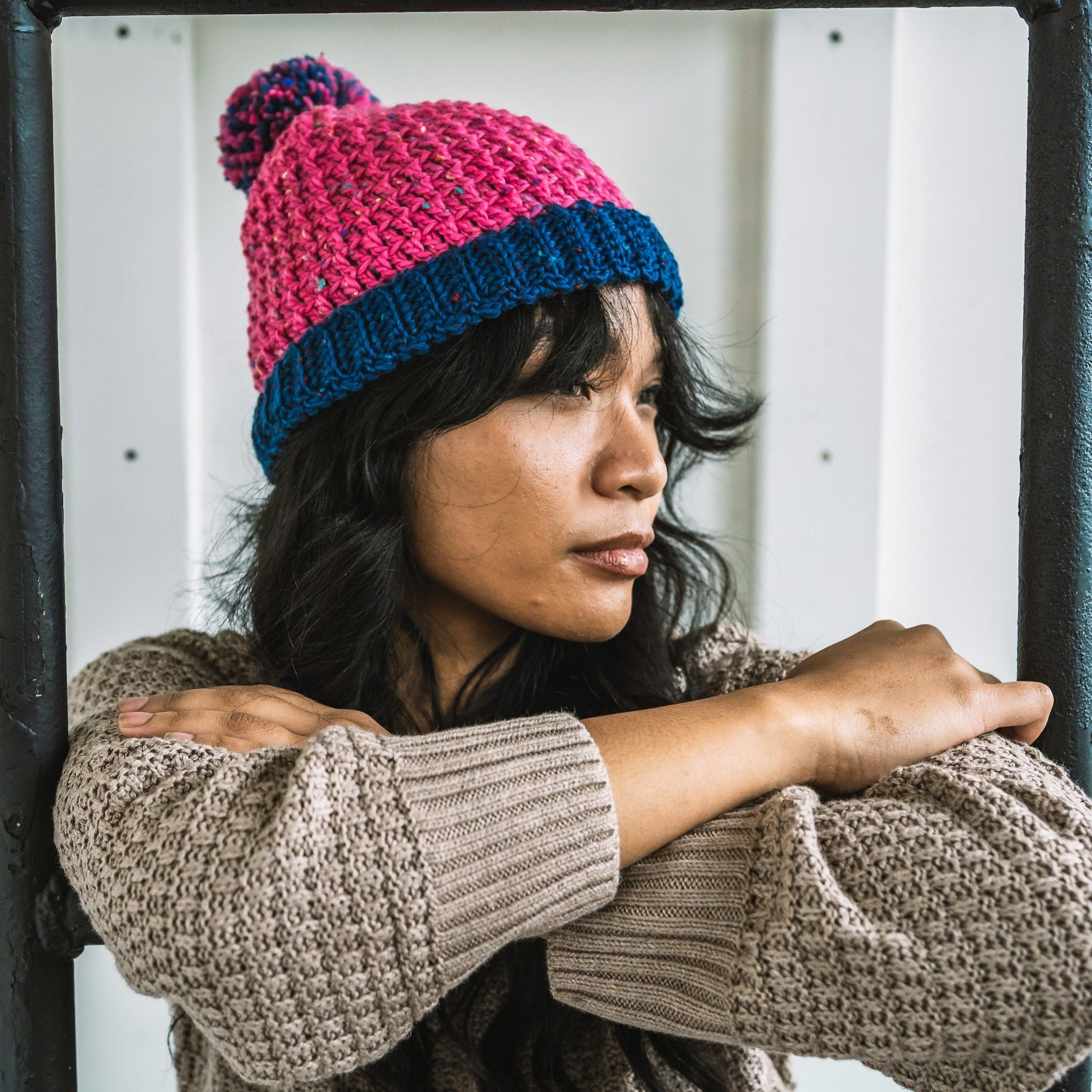 hobbii-anleitungen-mega-pom-beanie-h-kelanleitung-one-size-tweed image 5