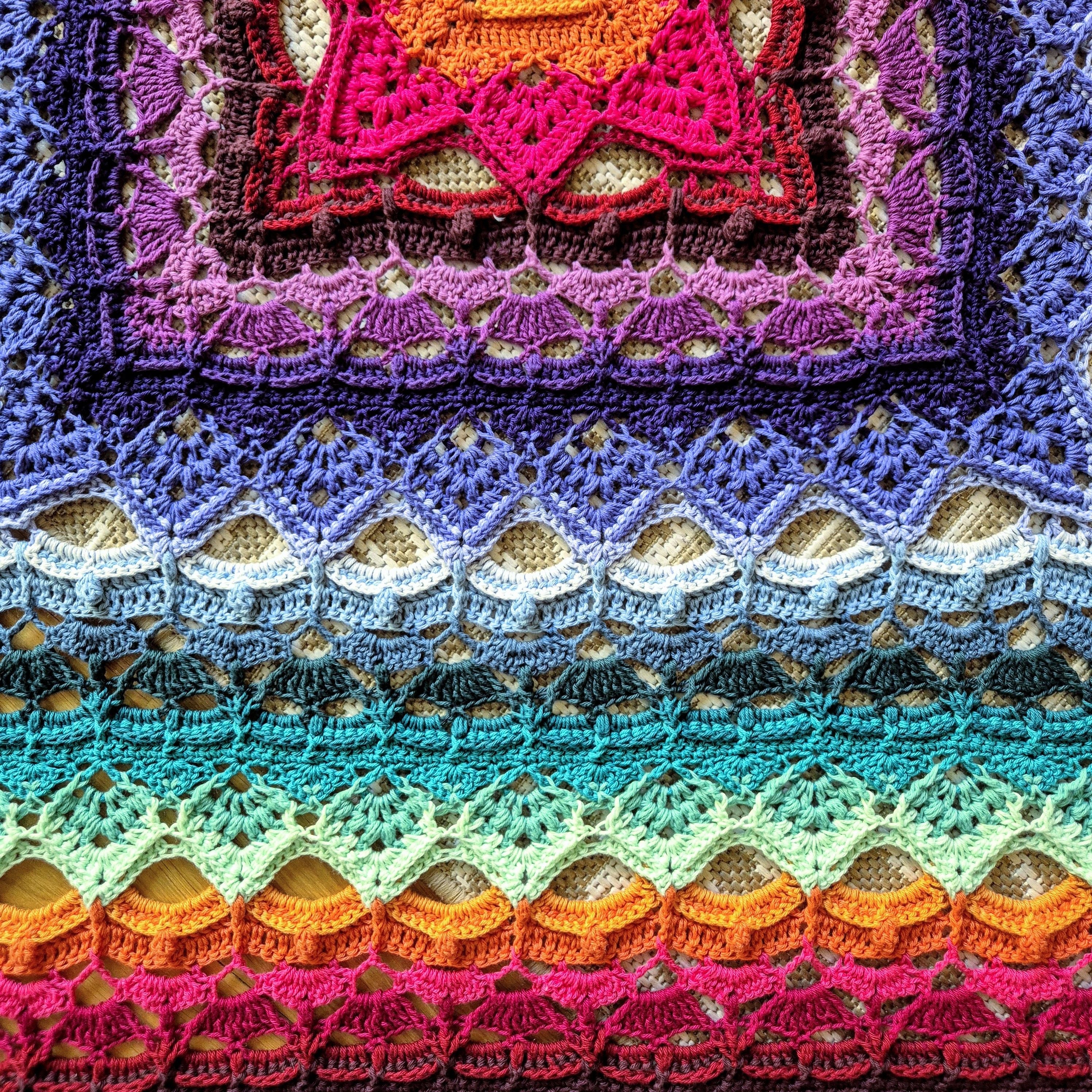 hobbii-silverneedletea-decke-h-kelanleitung-160x160-cm-3d image 6