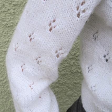 hobbii-anleitungen-olivia-strickanleitung-cardigan-xs-lochmuster image 4