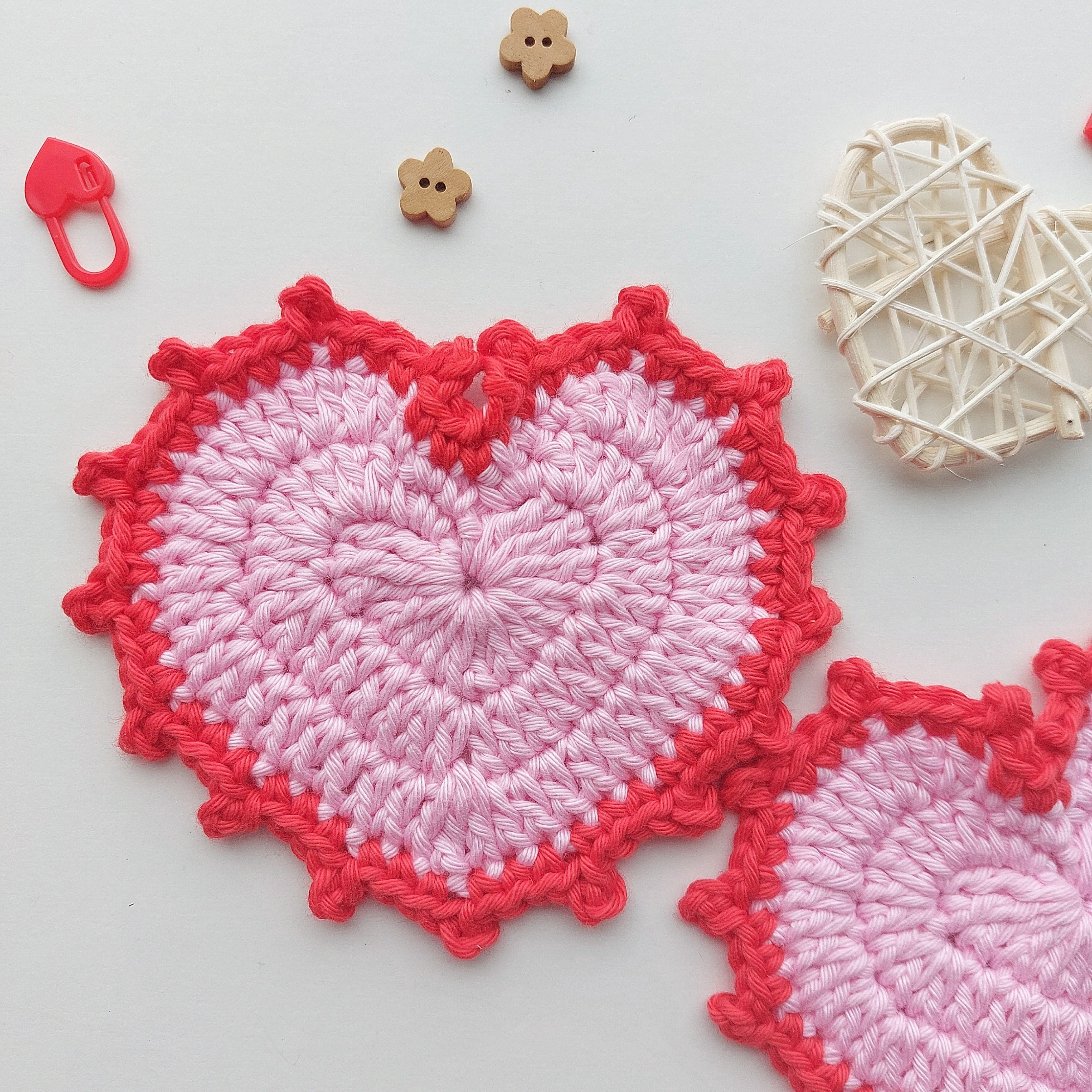 hobbii-anleitungen-hold-my-heart-untersetzer-h-kelanleitung-one-size image 2