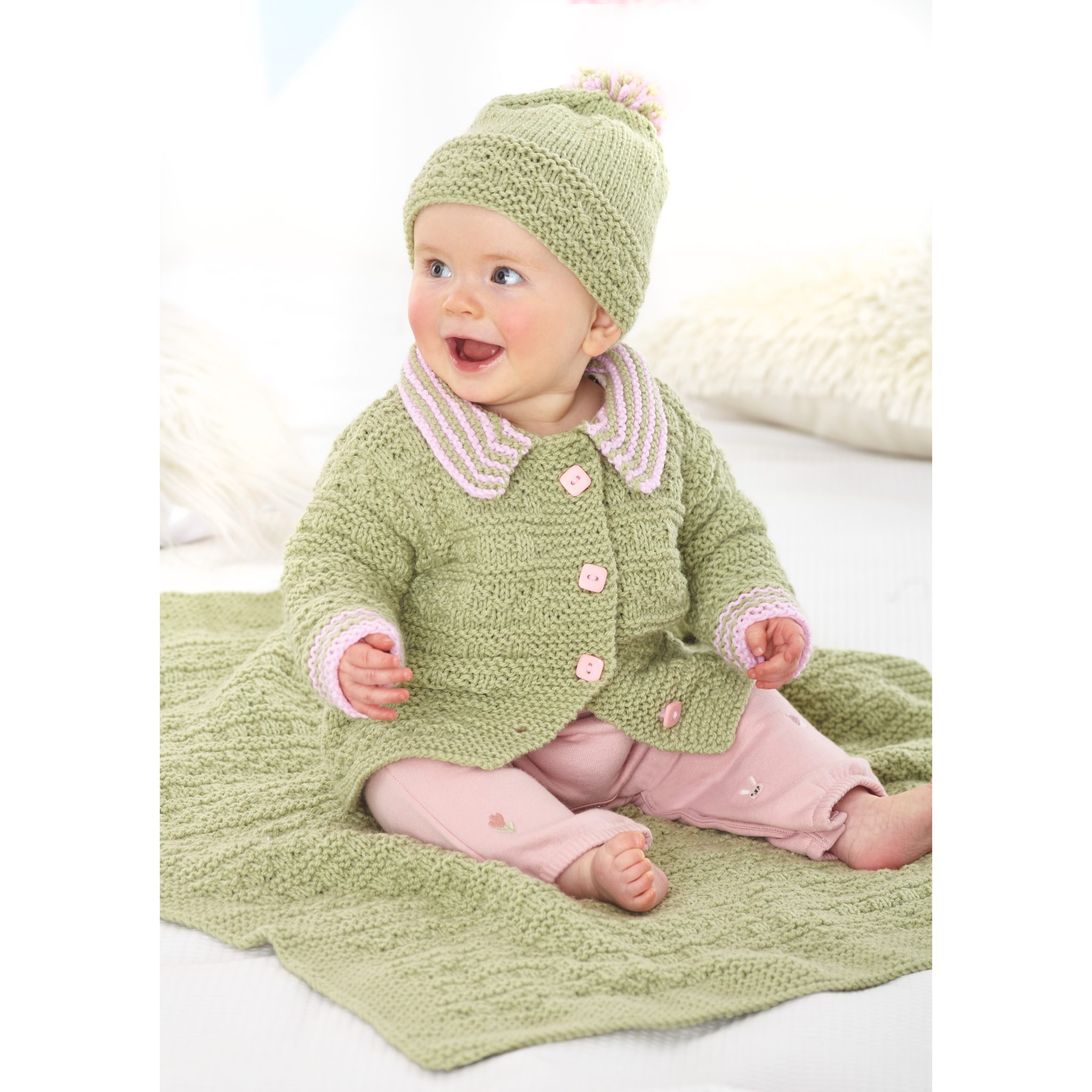 king-cole-6329-comfort-aran-jacke-m-tze-decke-strickanleitung image 2