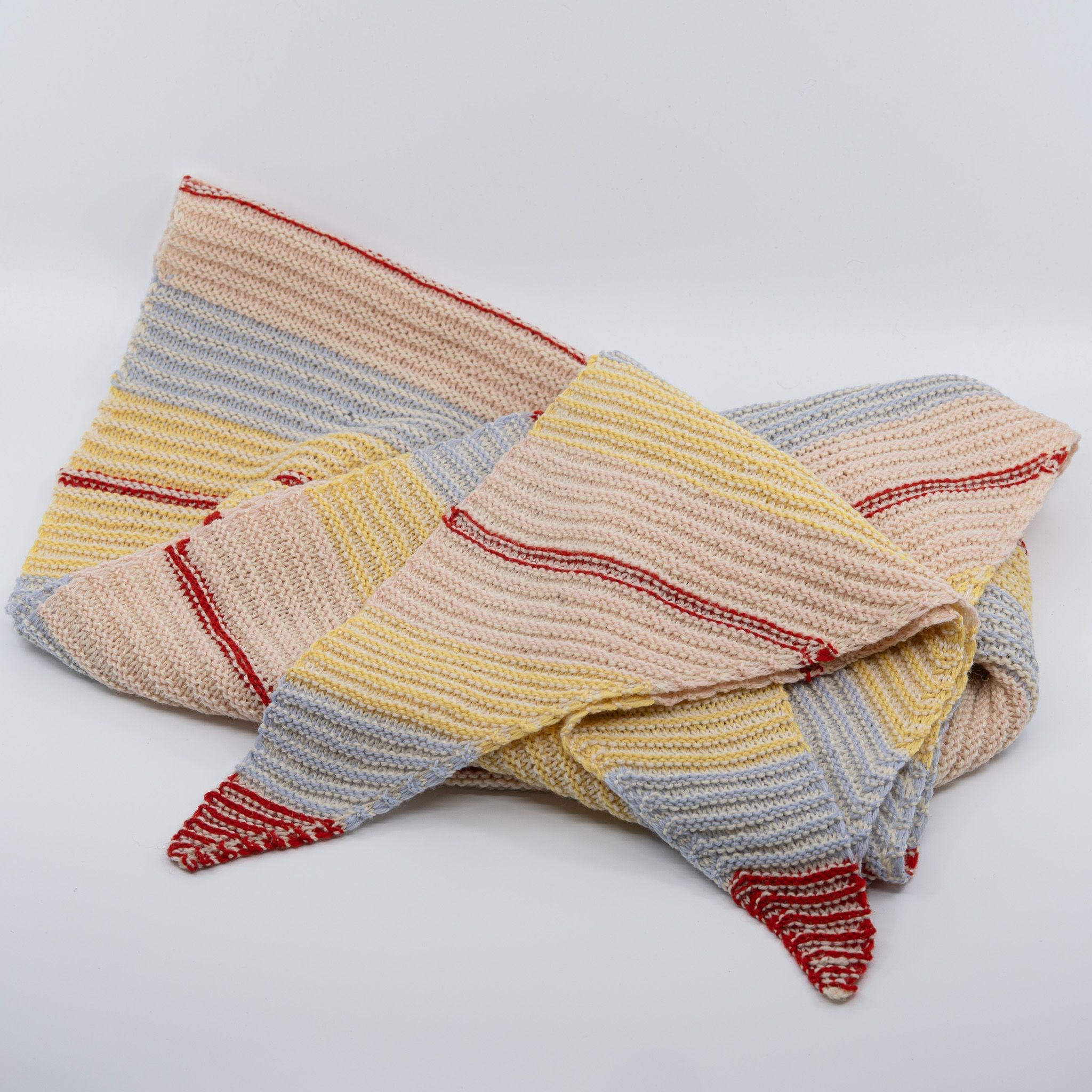 hobbii-sisters-shawl-tuch-strickanleitung-one-size-leicht image 6