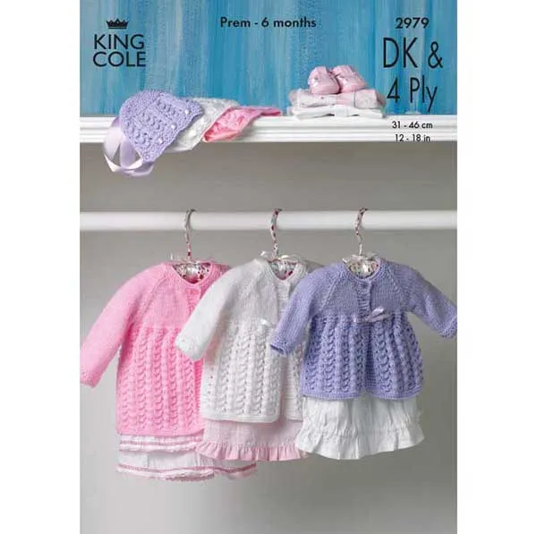 king-cole-2979-strickanleitung-baby-mantel-m-tze-4ply-dk image 1