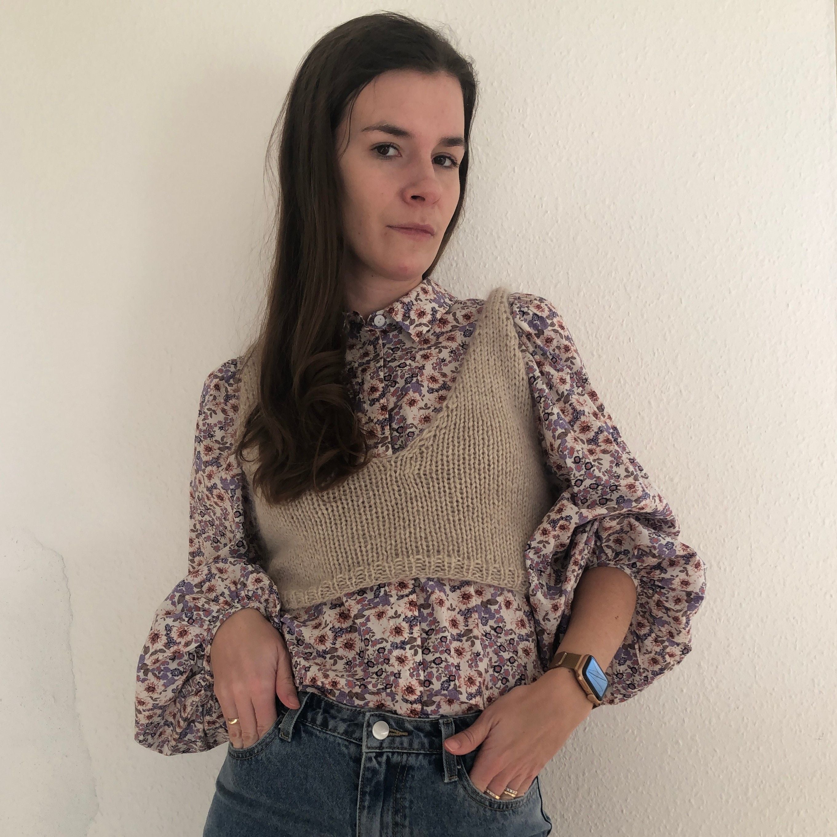 hobbii-anleitungen-go-girl-crop-top-strickanleitung-xs-3xl-kurz image 1