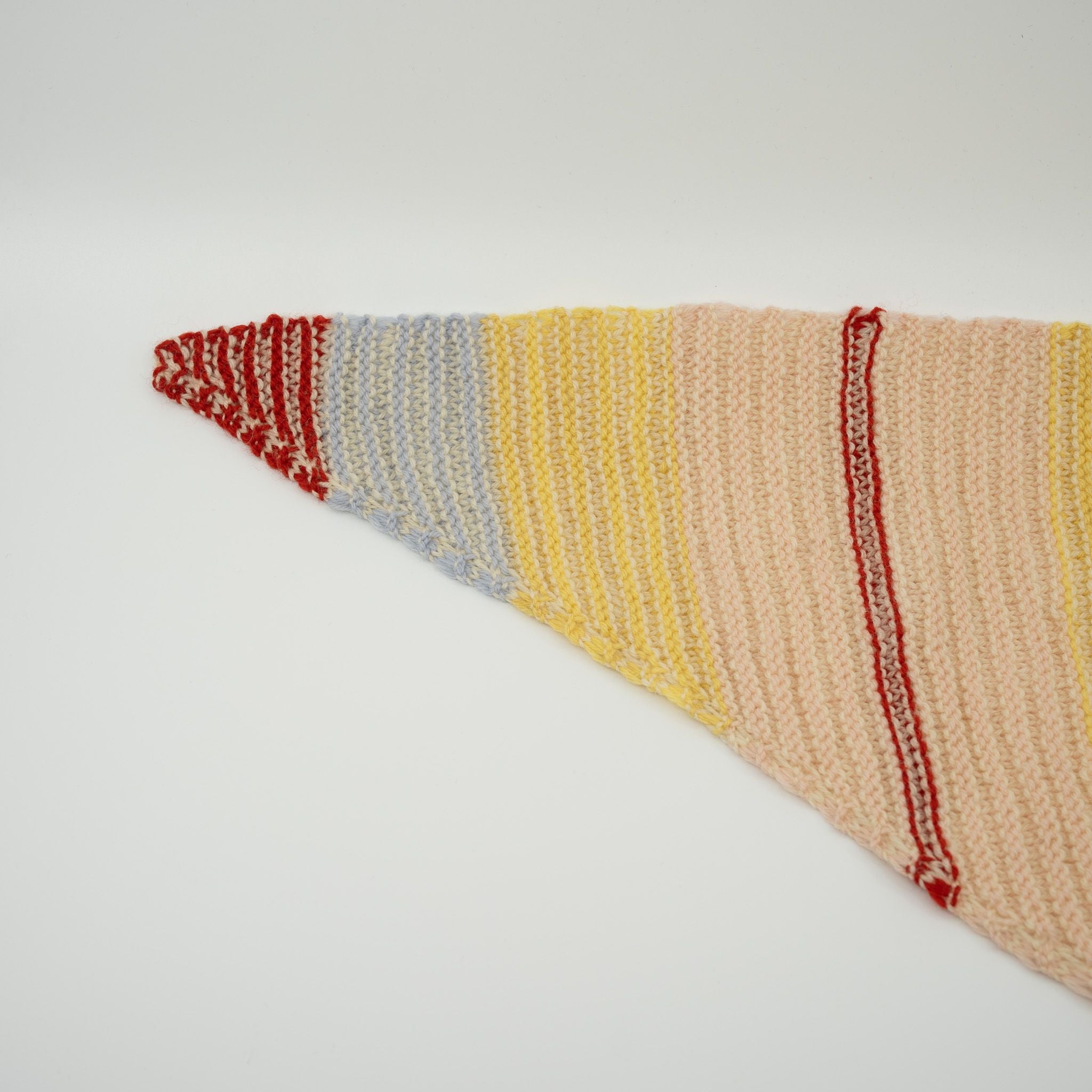 hobbii-sisters-shawl-tuch-strickanleitung-one-size-leicht image 7